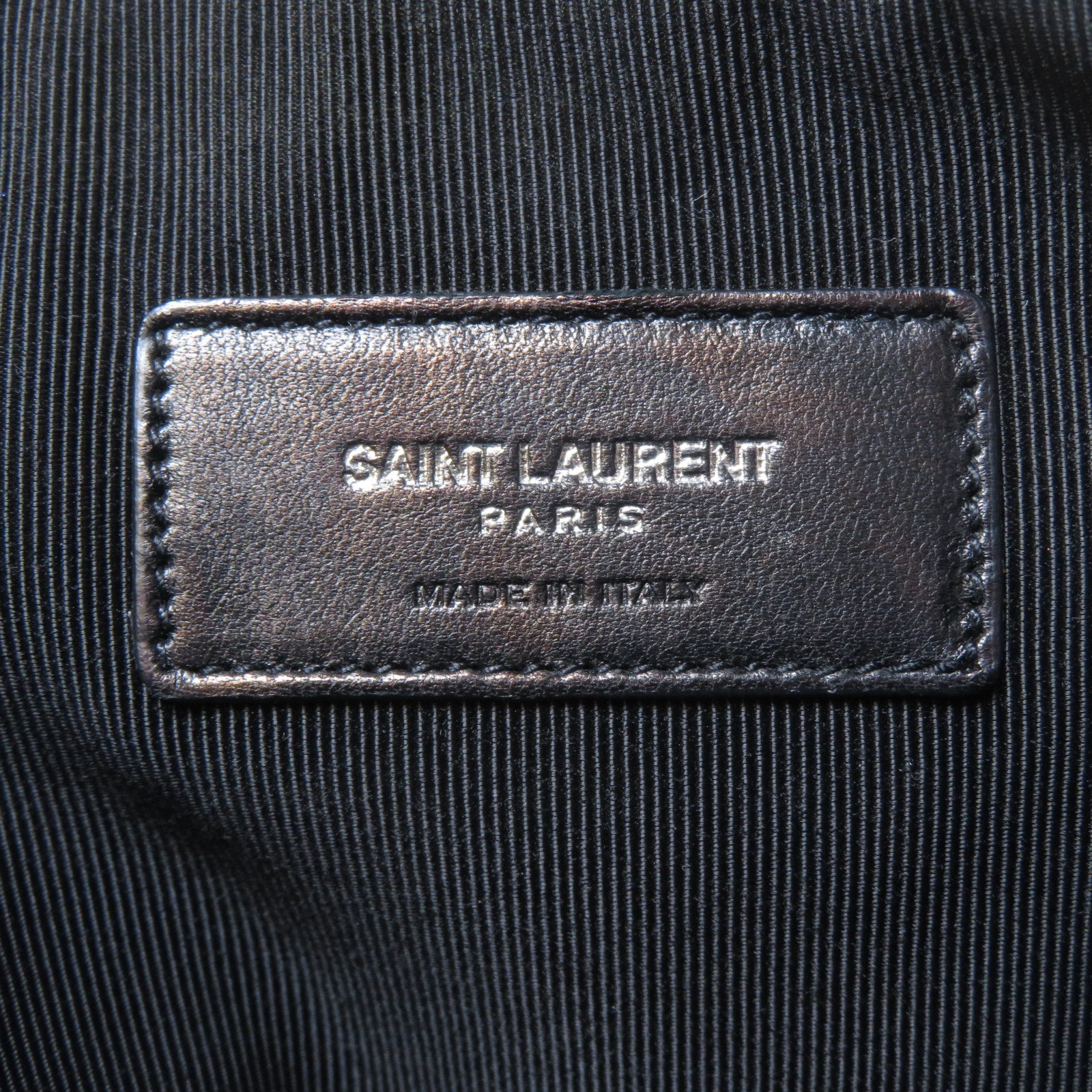SAINT LAURENT 牛皮皮革Pouch銀扣手拿包黑色