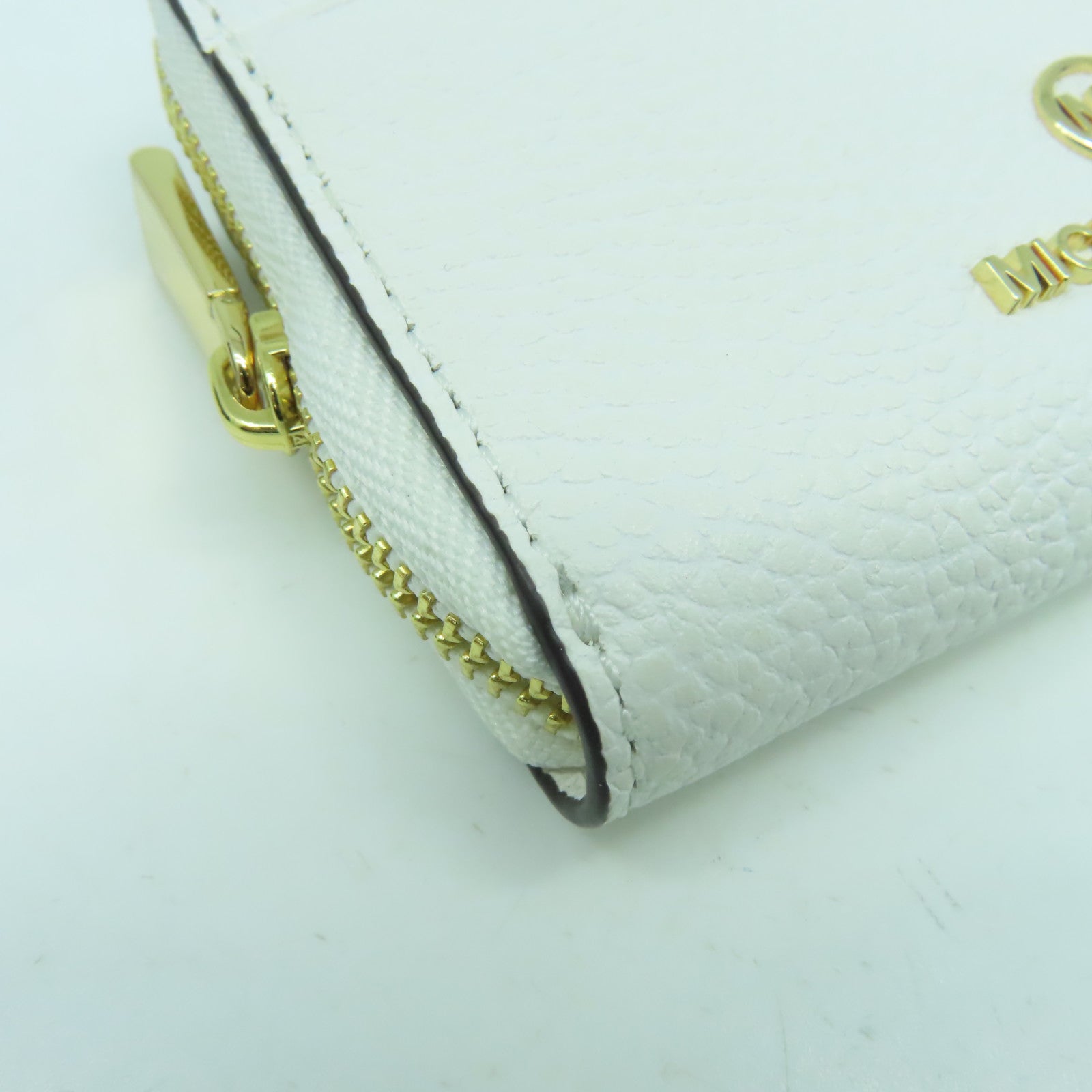 Michael Kors 牛皮皮革Zipper Card Case金扣卡片套白色
