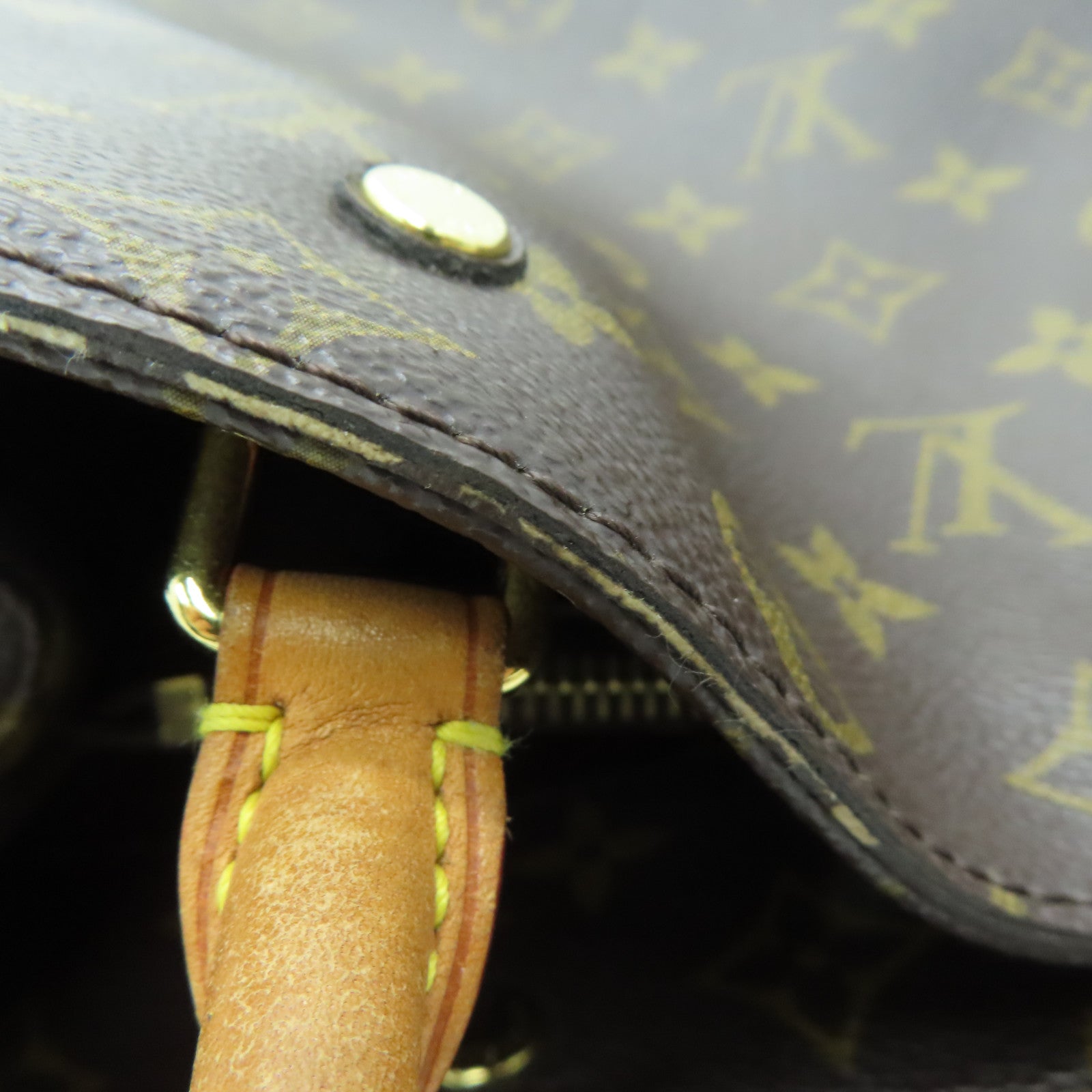 LOUIS VUITTON Monogram Montaigne MM金扣手挽肩背两用袋啡色