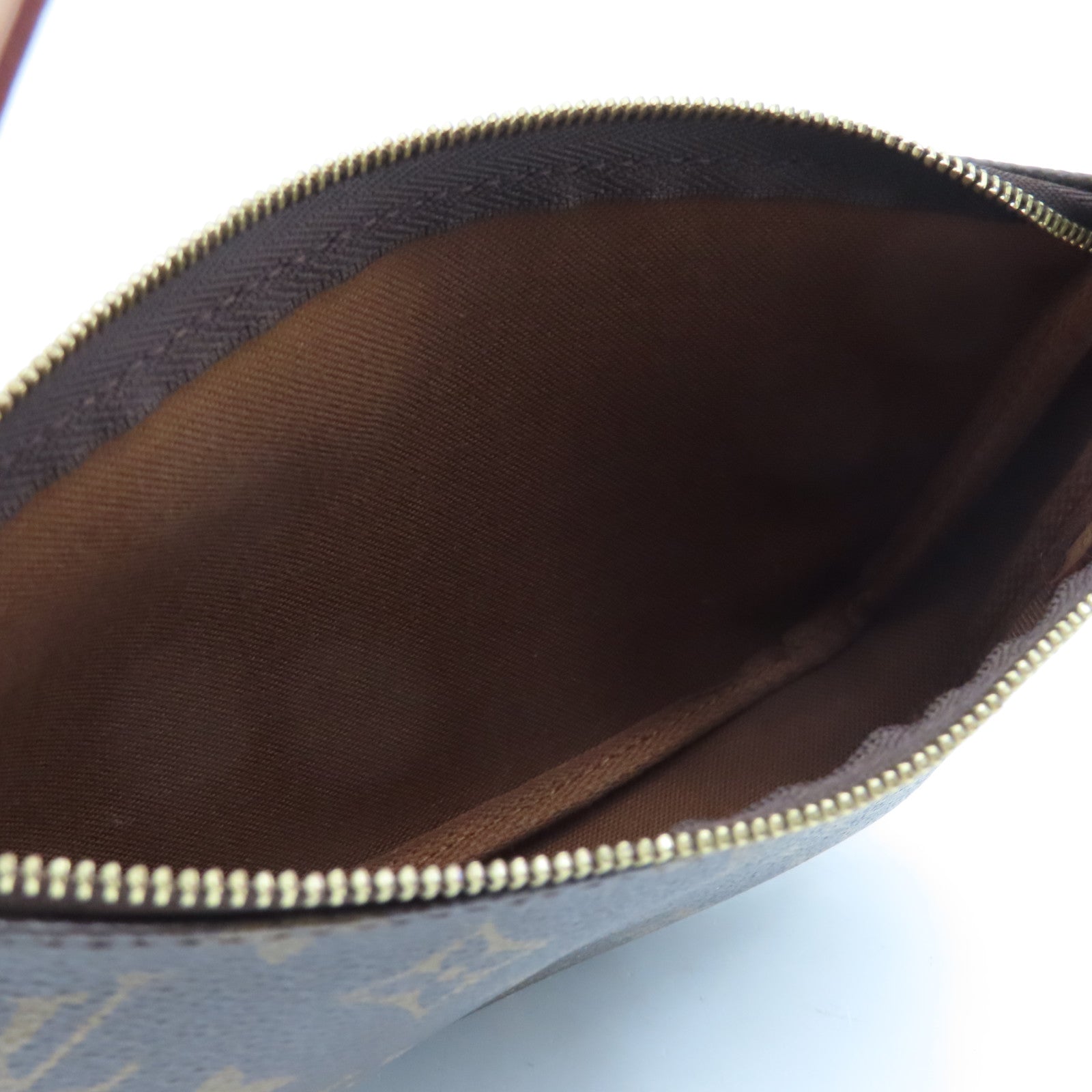 LOUIS VUITTON Monogram Pochette Accessories金扣手挽袋啡色