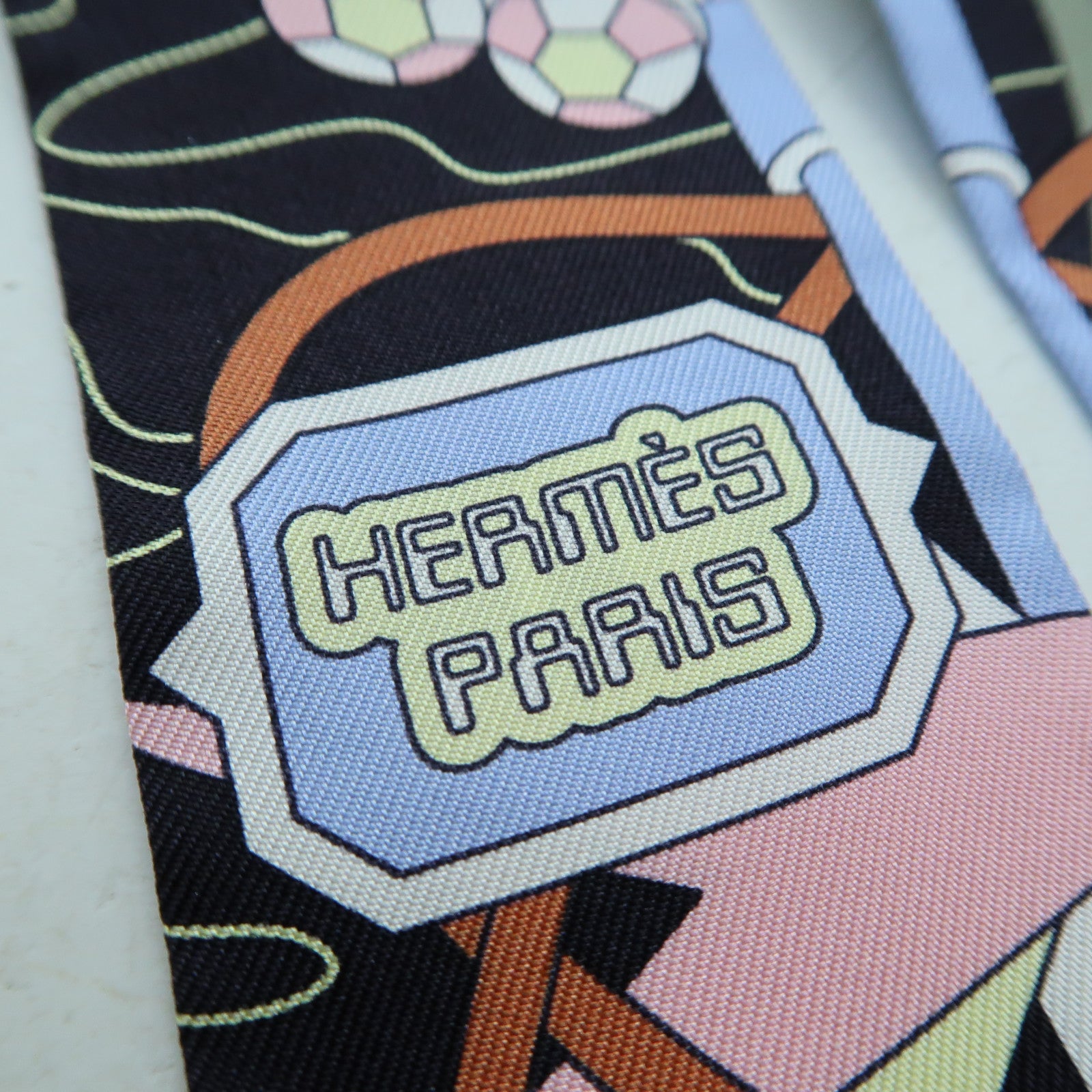 HERMES 絲質Twilly絲巾黑色