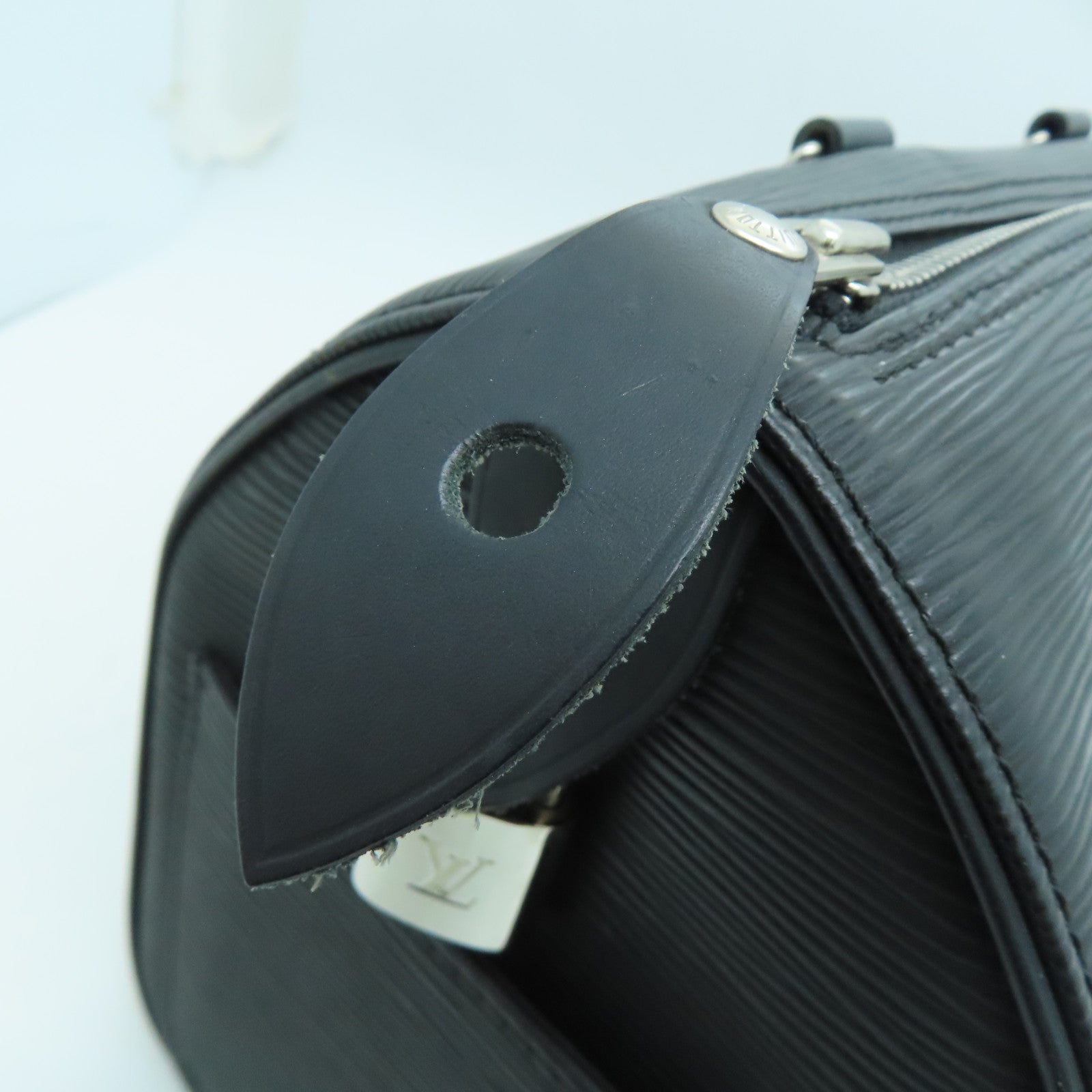 LOUIS VUITTON Epi Speedy 30银扣手挽袋黑色