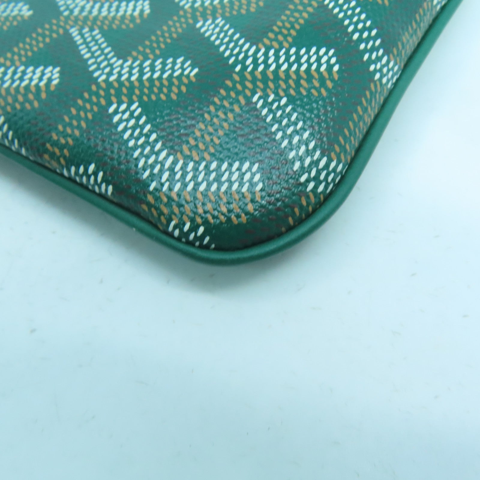 GOYARD 塗層帆布Mini Pochette銀扣手拿包綠色