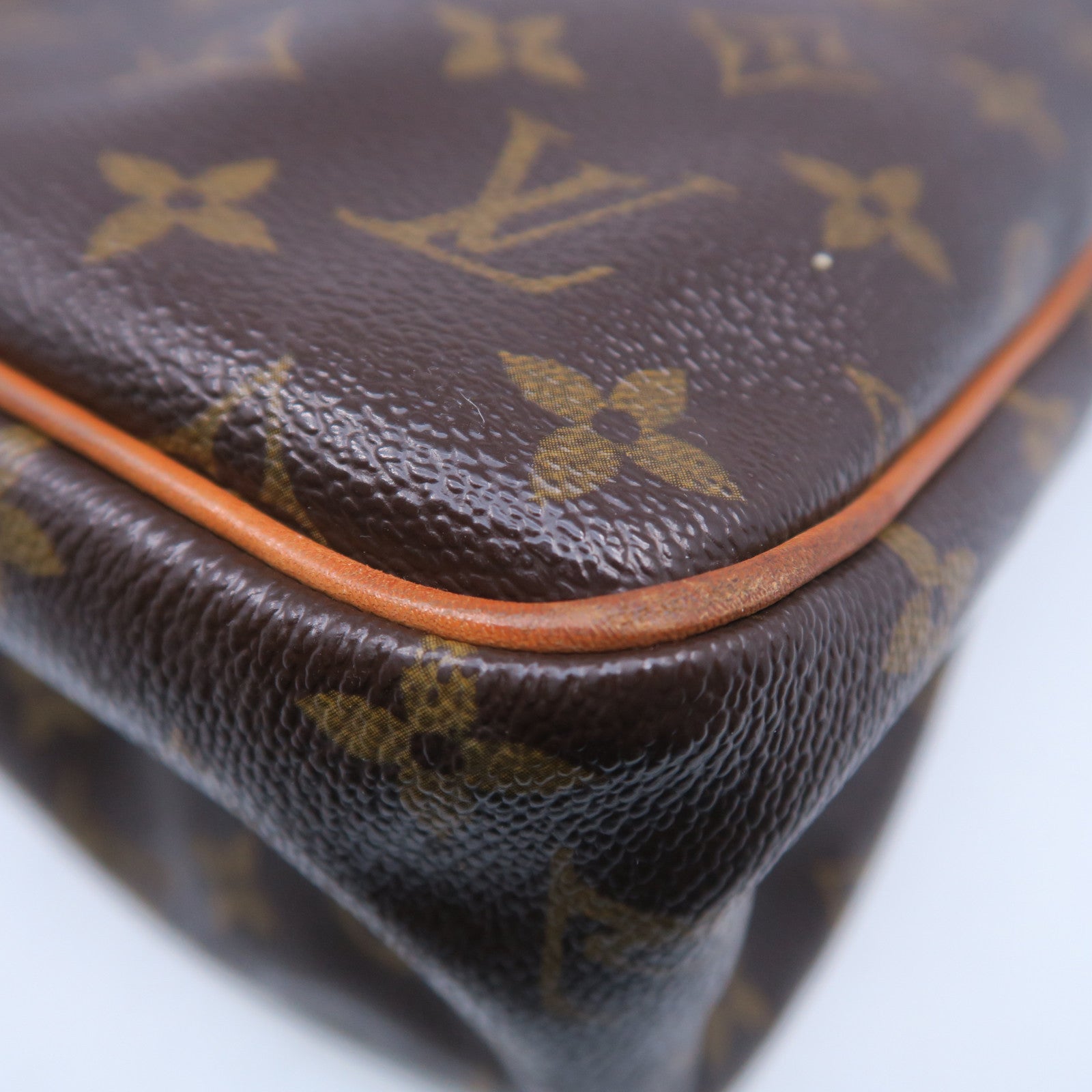 LOUIS VUITTON Monogram Batignolles Vertical金扣肩背袋啡色