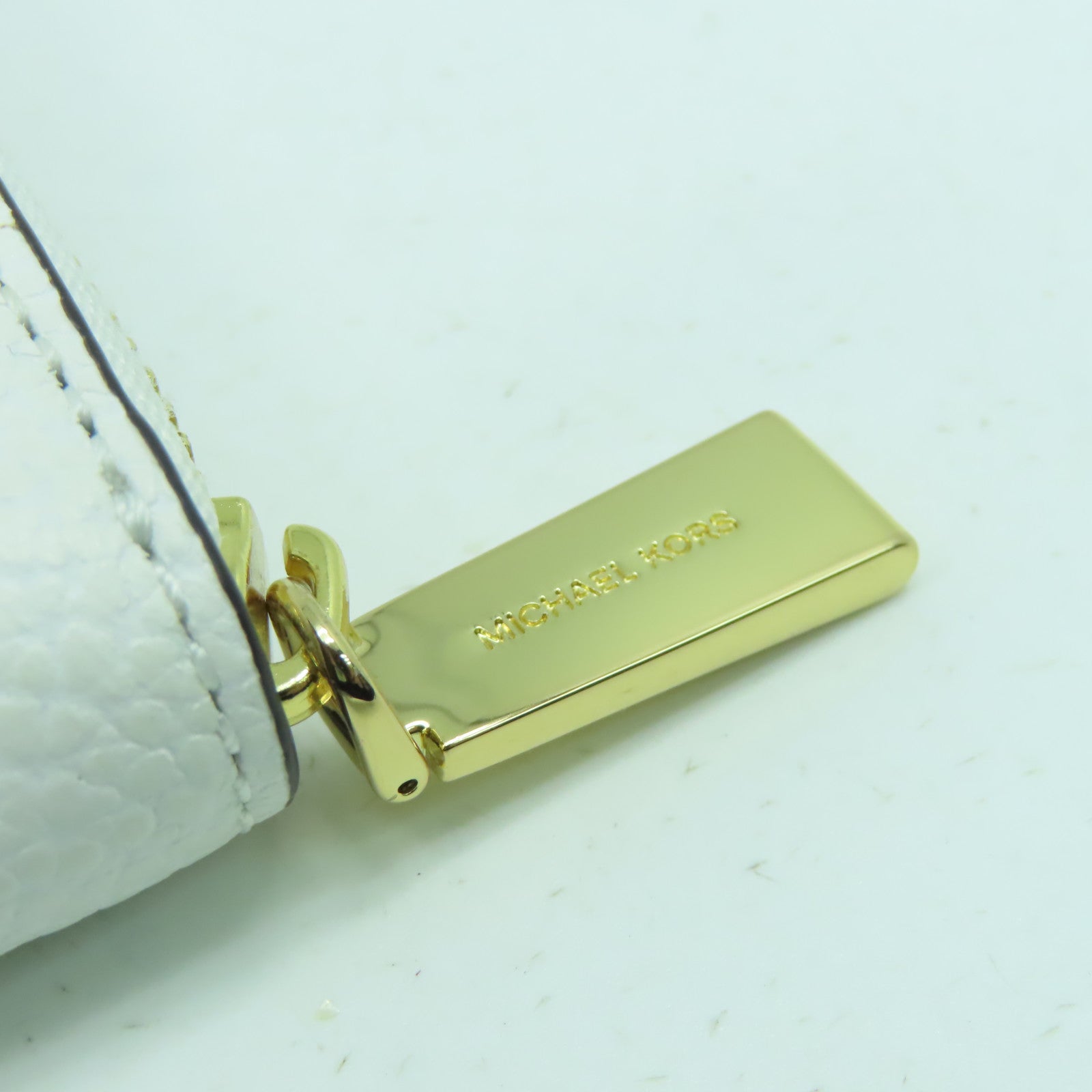 Michael Kors 牛皮皮革Zipper Card Case金扣卡片套白色