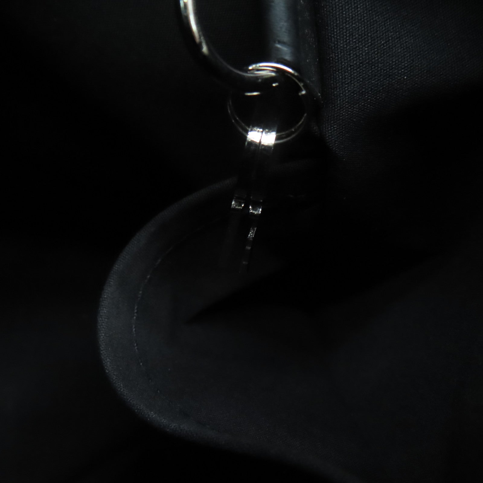 LOUIS VUITTON Epi Speedy 30银扣手挽袋黑色