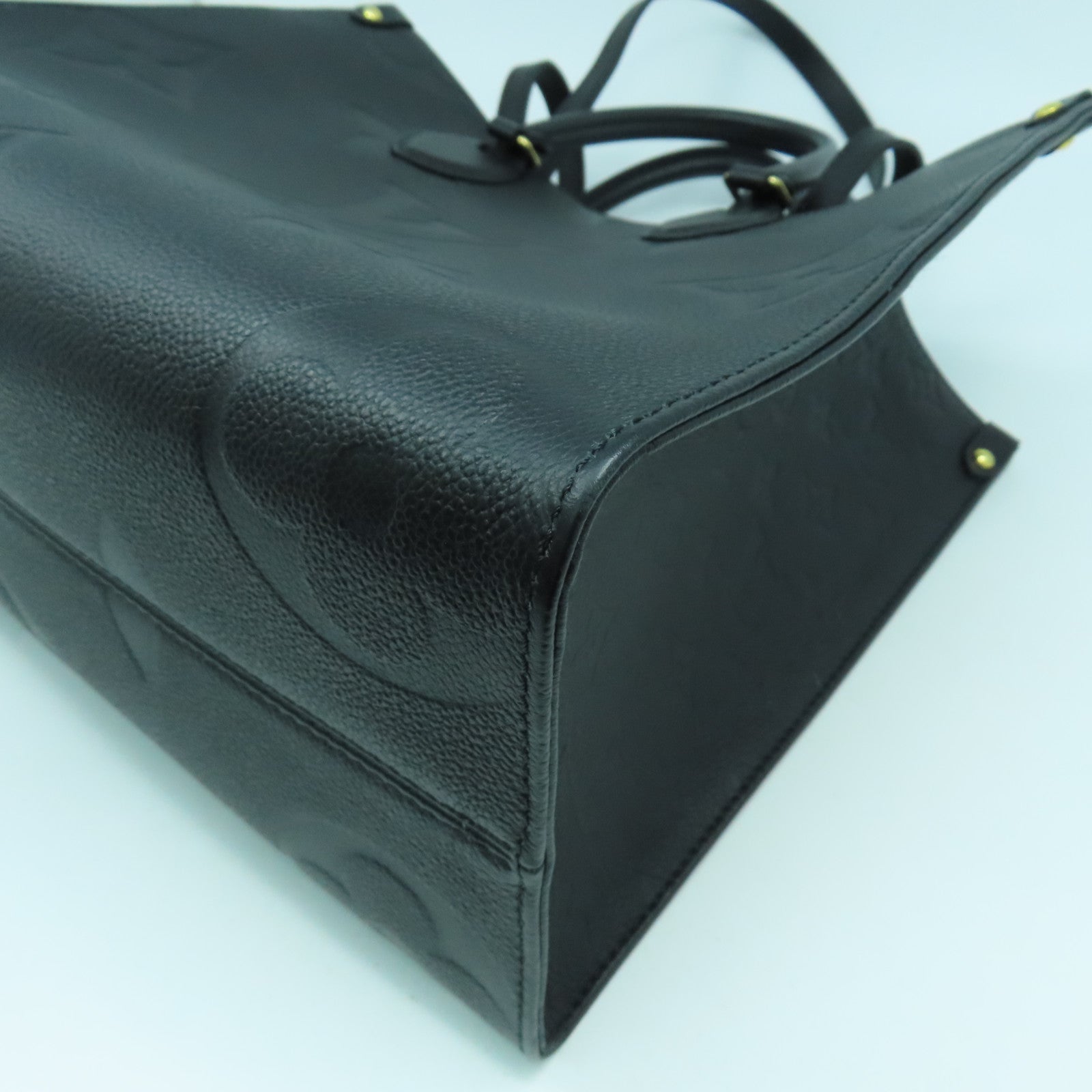 LOUIS VUITTON Monogram Empreinte On The Go MM金扣手挽肩背兩用袋黑色