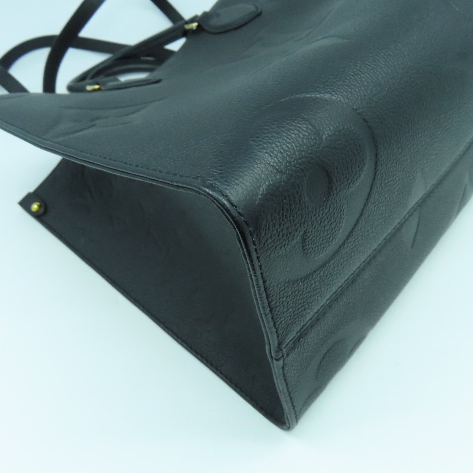 LOUIS VUITTON Monogram Empreinte On The Go MM金扣手挽肩背兩用袋黑色