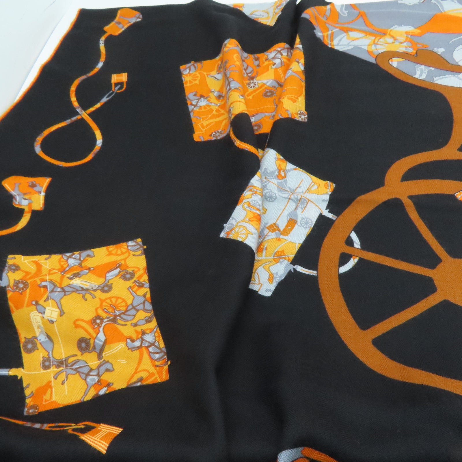 HERMES 羊绒丝质Scarf颈巾黑色橙色140x140cm