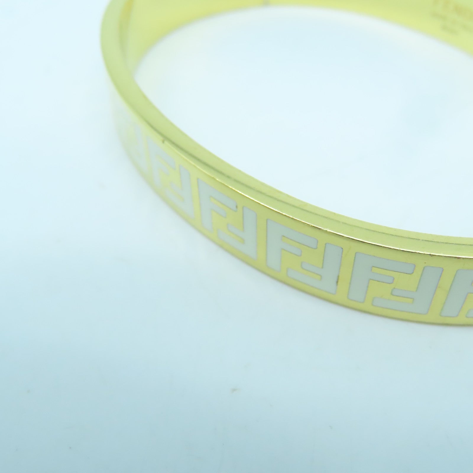 FENDI 金屬Bangle金扣手鐲金色