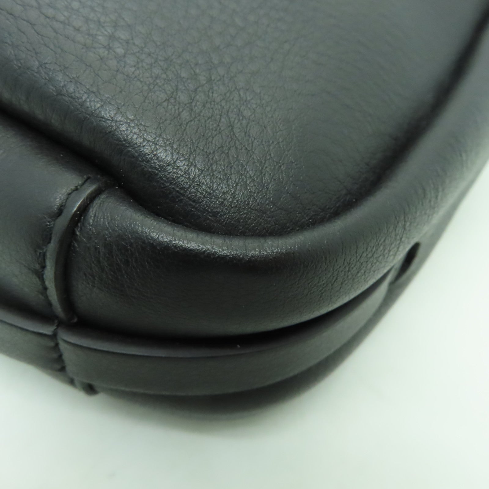 BALENCIAGA 皮革Shoulder Bag銀扣肩背袋黑色