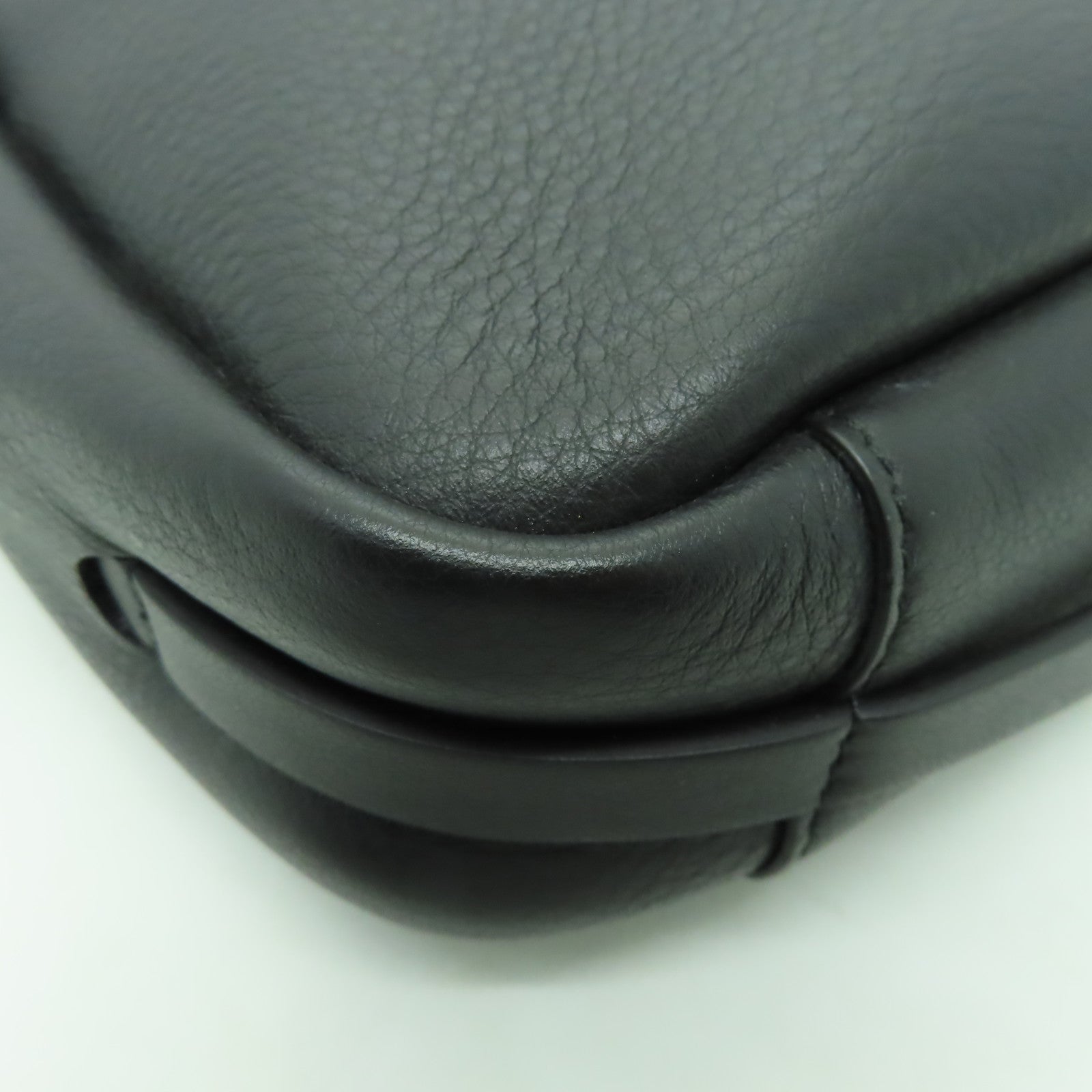 BALENCIAGA 皮革Shoulder Bag銀扣肩背袋黑色