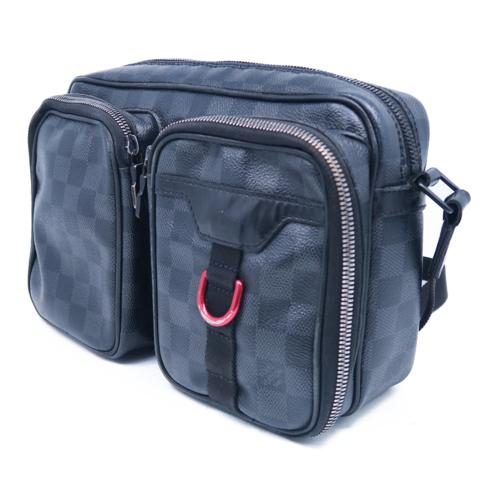 LOUIS VUITTON Damier Graphite Utility Shoulder Bag肩背袋黑色/灰色