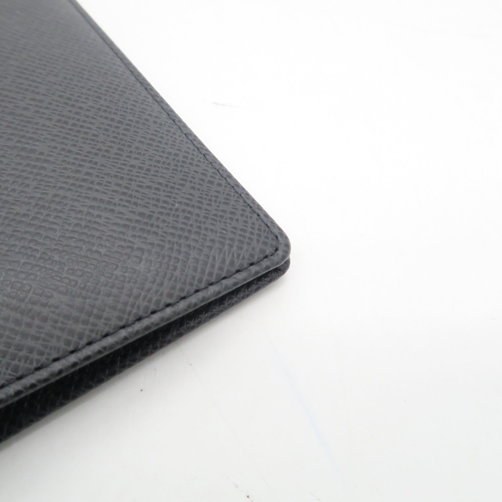 LOUIS VUITTON Taiga Long Wallet長錢包黑色