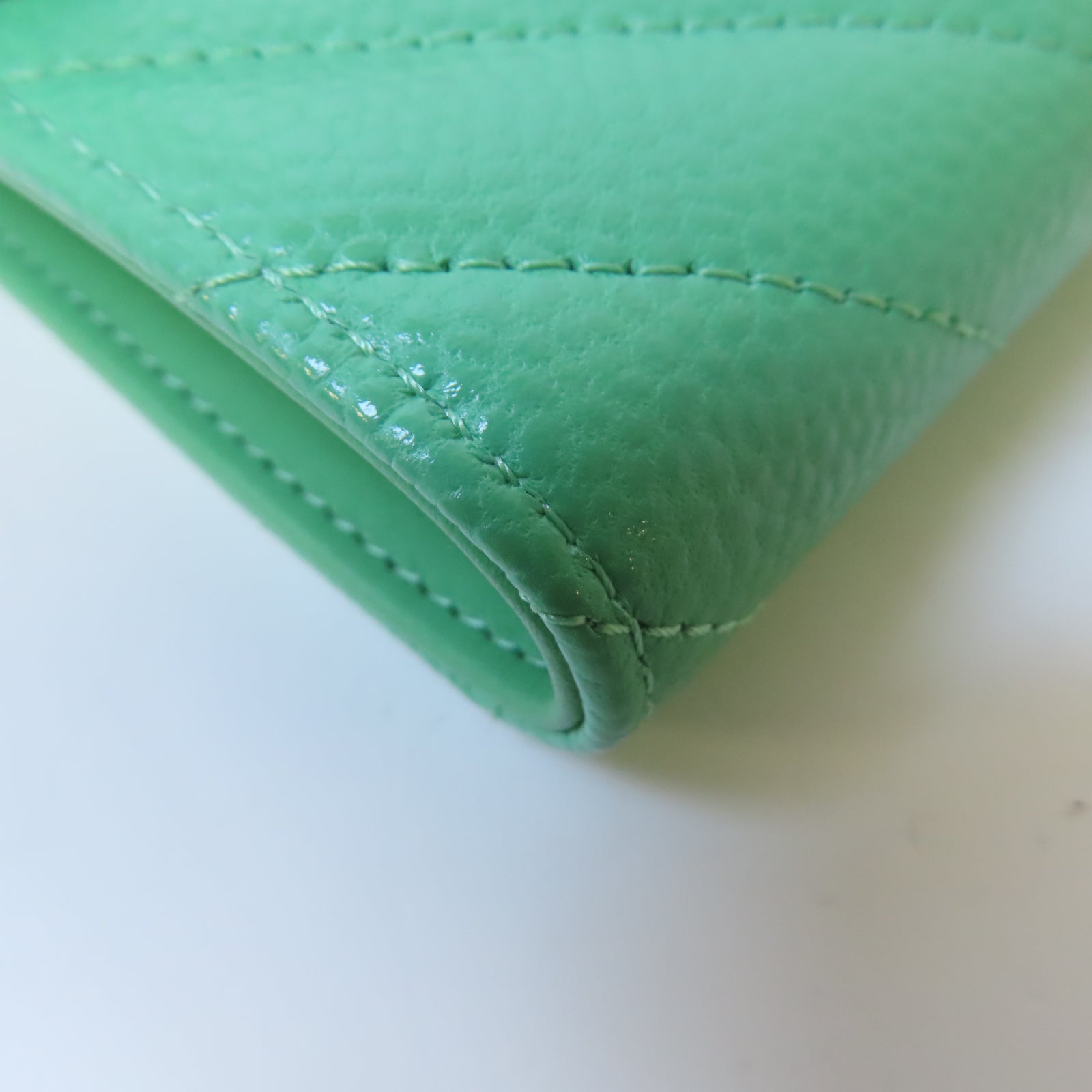 CHANEL 斜紋牛皮皮革Fold Wallet銀扣錢包綠色