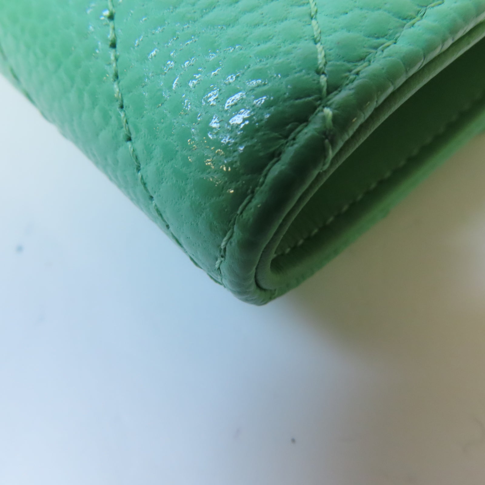 CHANEL 斜紋牛皮皮革Fold Wallet銀扣錢包綠色