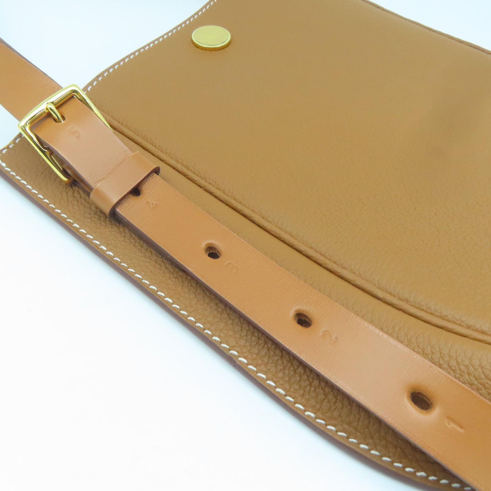 HERMES Togo Leather Perspective Caval Iere 21 Gold Buckle Shoulder Bag Classic Camel