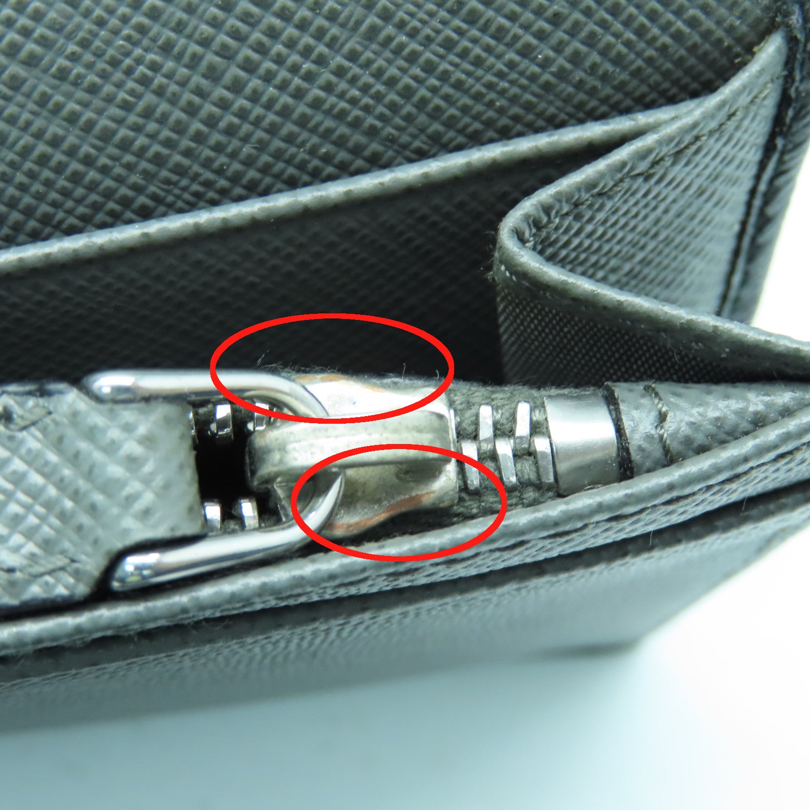 PRADA 牛皮皮革Long Wallet长钱包黑色