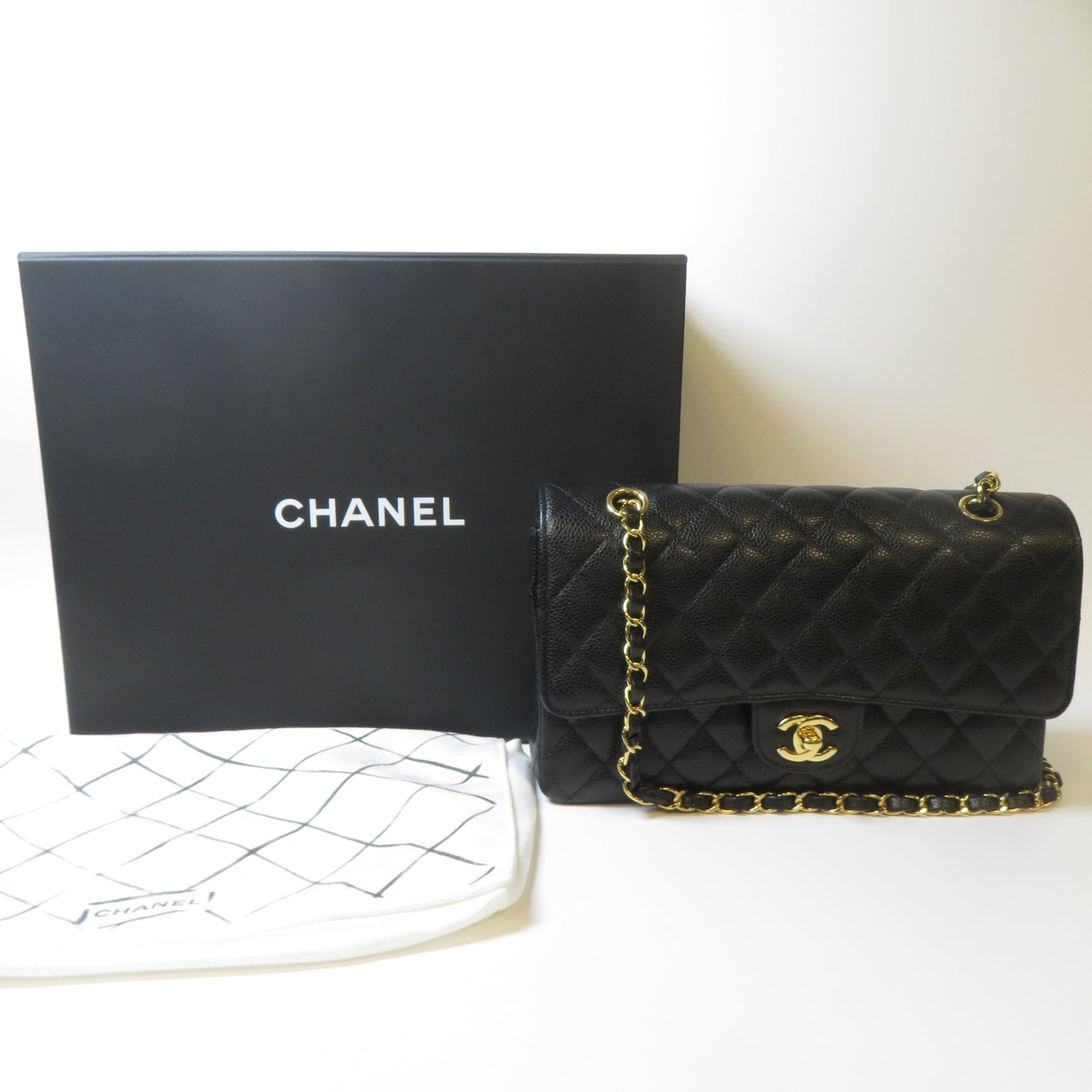 CHANEL 菱格Caviar皮革Classic 25cm金扣鏈帶肩背袋黑色