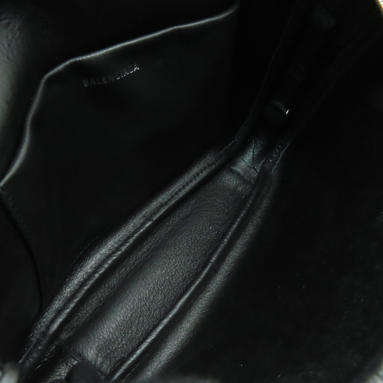 BALENCIAGA 皮革Shoulder Bag銀扣肩背袋黑色