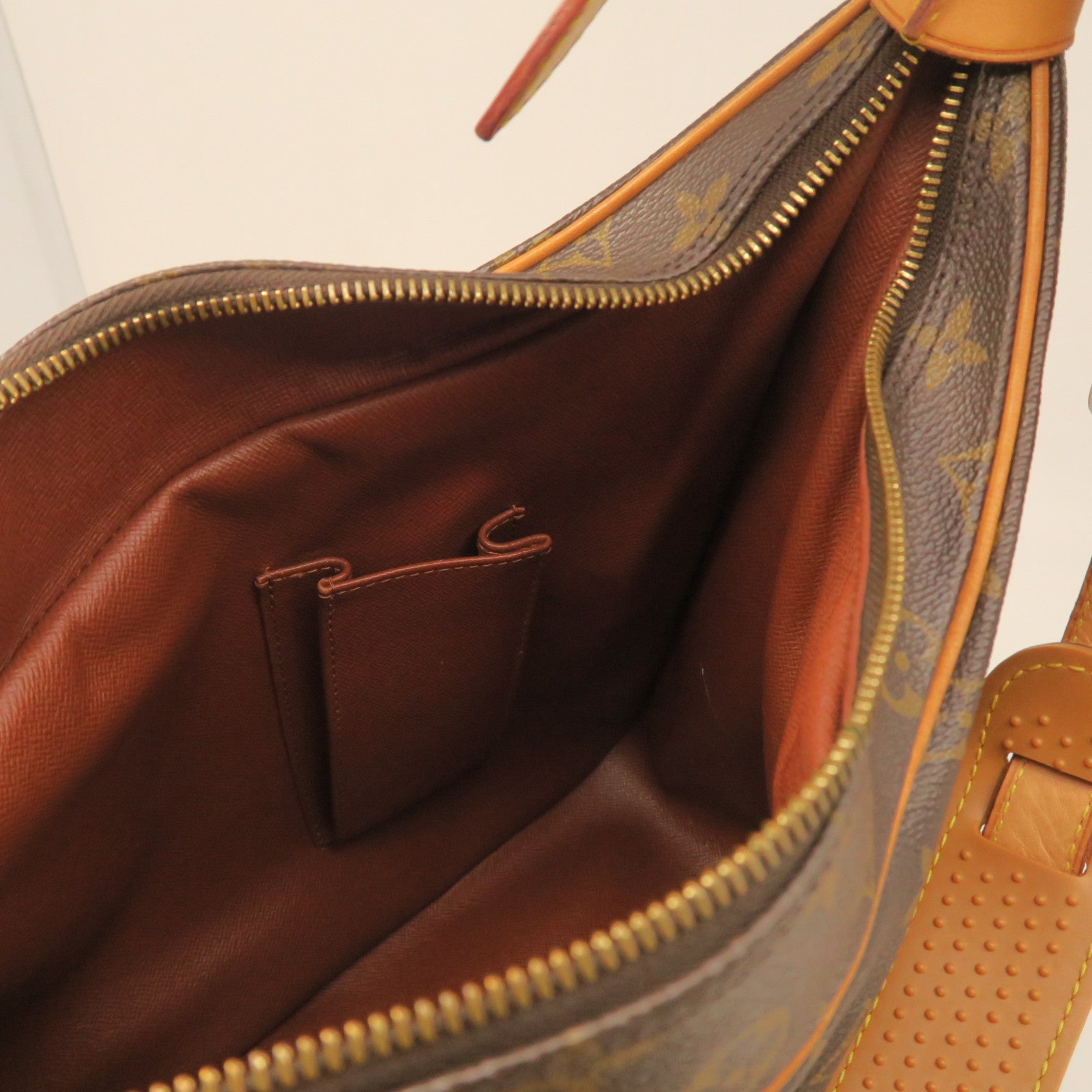 LOUIS VUITTON Monogram Boulogne Gold Buckle Shoulder Bag Brown