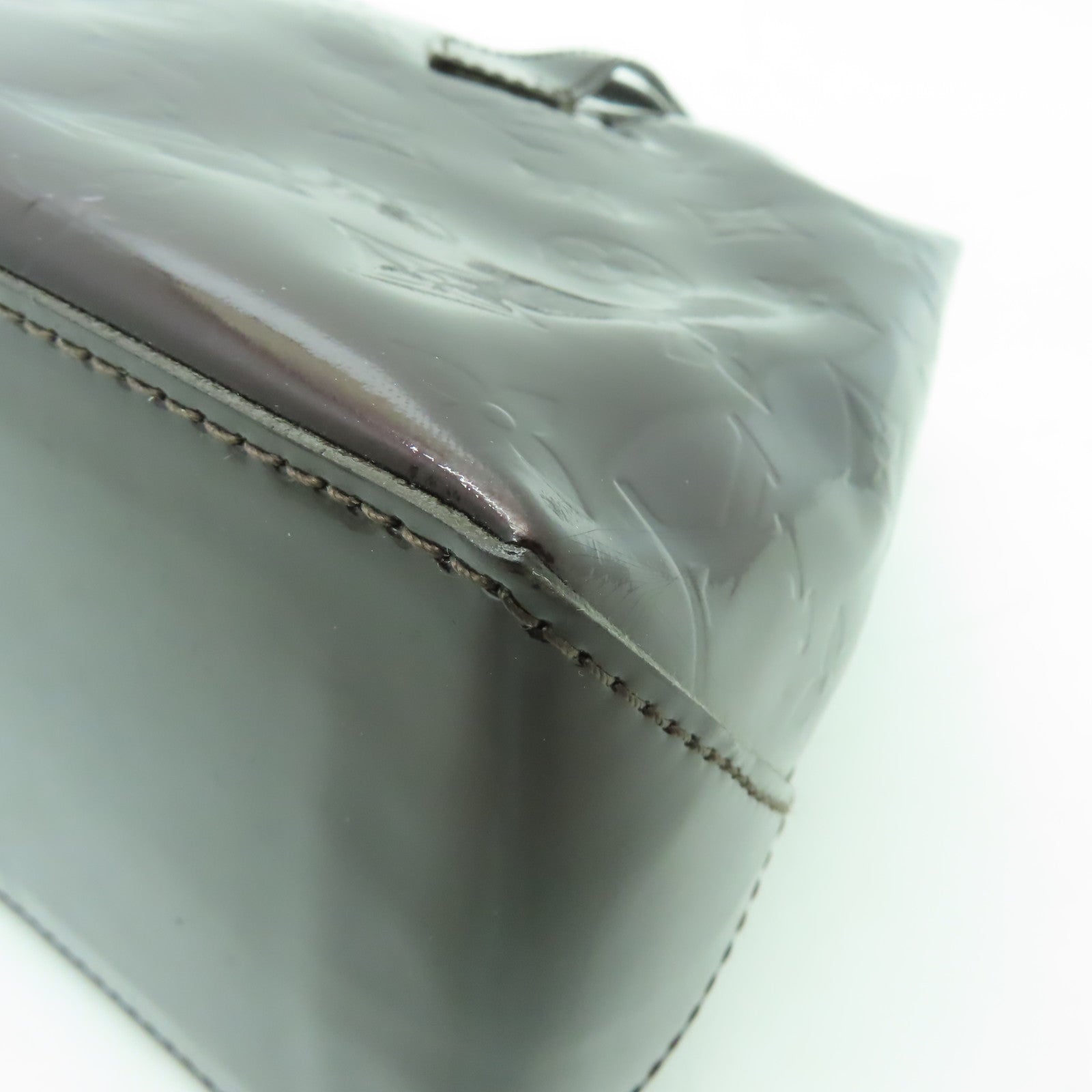 LOUIS VUITTON Vernis Wilshire PM金扣手挽袋