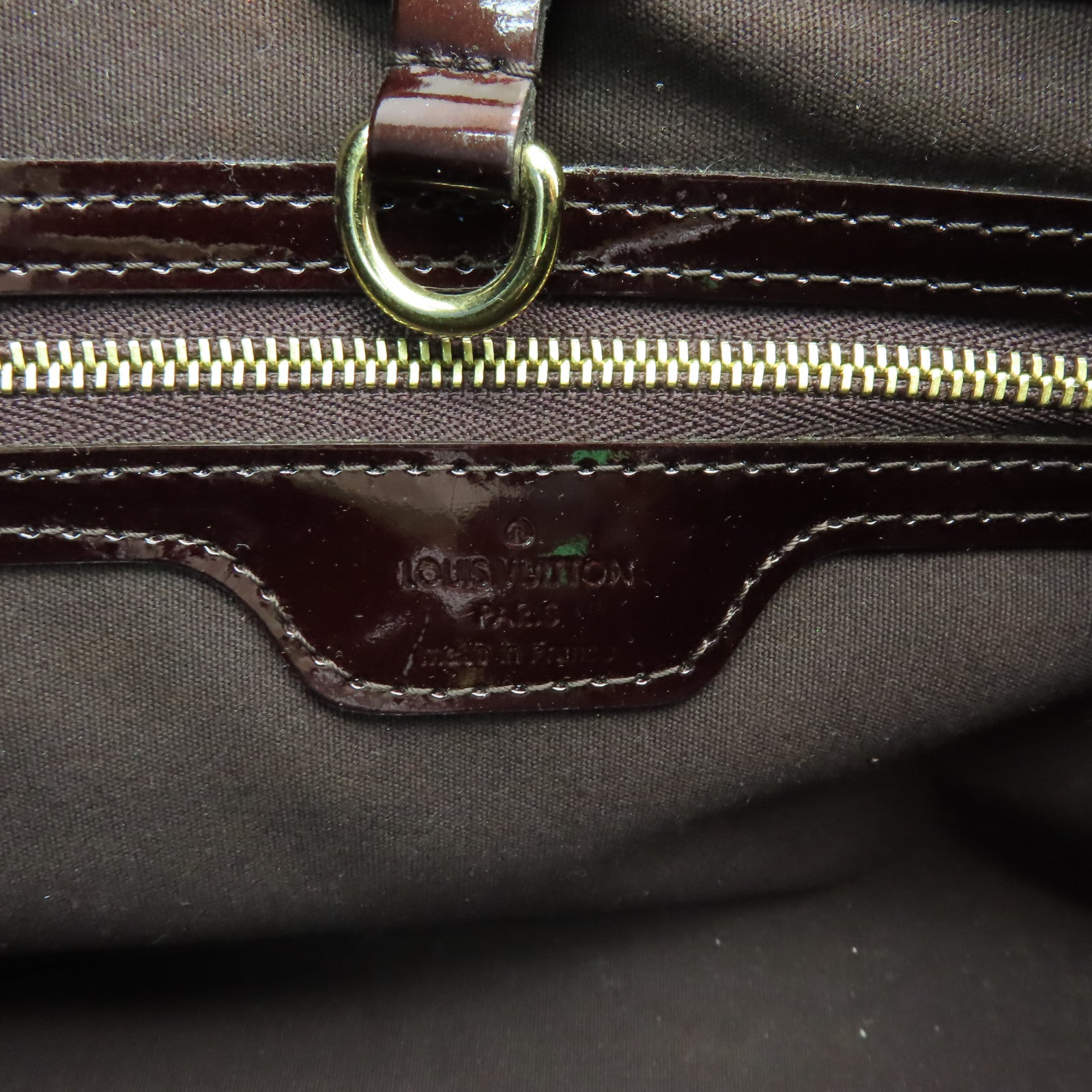LOUIS VUITTON Vernis Wilshire PM金扣手挽袋