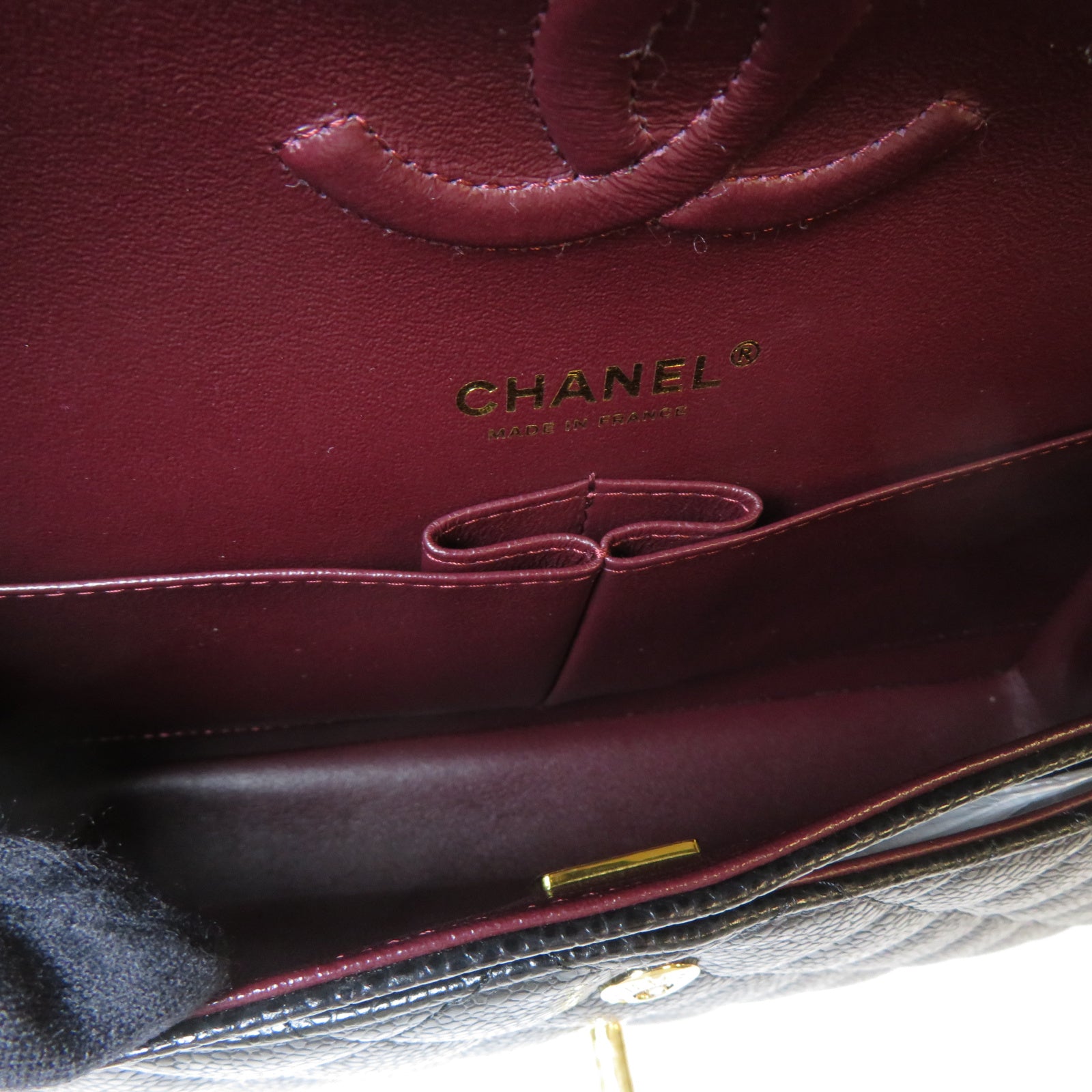 CHANEL 菱格Caviar皮革Classic 25cm金扣鏈帶肩背袋黑色