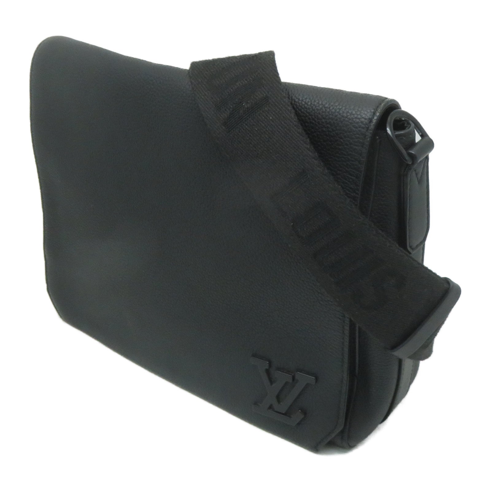 LOUIS VUITTON 牛皮皮革Aerogram Takeoff Messenger黑扣肩背袋黑色
