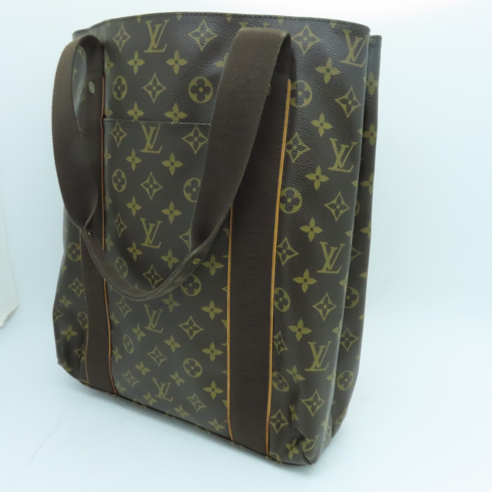 LOUIS VUITTON Monogram Beaubourg金扣肩背袋啡色