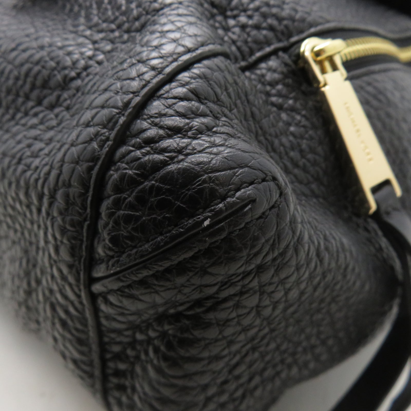 Michael Kors 牛皮皮革Backpack金扣背包黑色