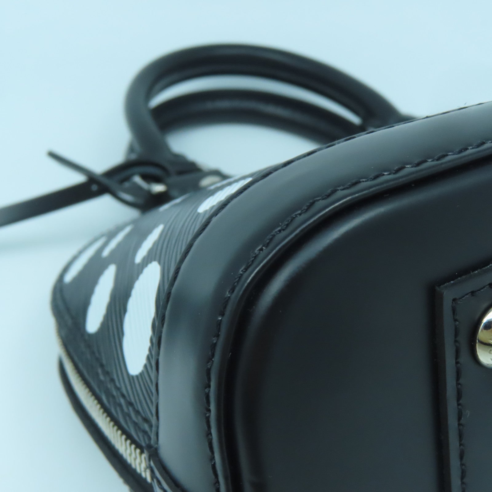 LOUIS VUITTON Epi LV x YK Alma BB银扣手挽肩背两用袋黑色