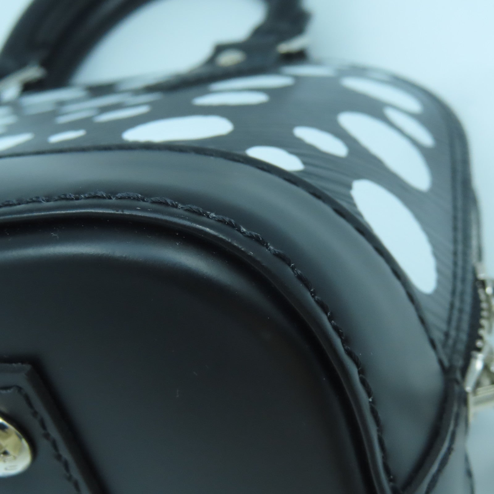 LOUIS VUITTON Epi LV x YK Alma BB银扣手挽肩背两用袋黑色