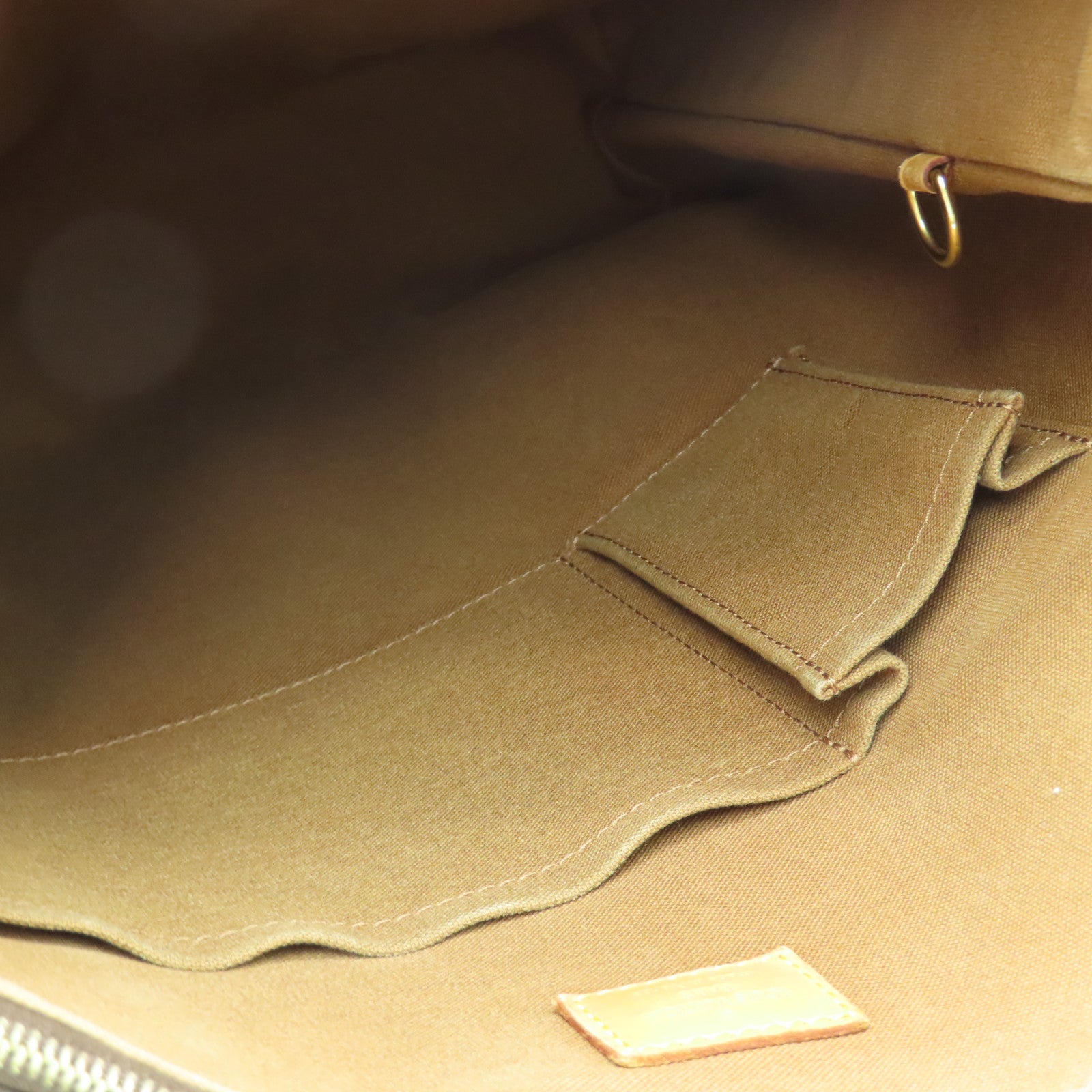 LOUIS VUITTON Monogram Beaubourg金扣肩背袋啡色