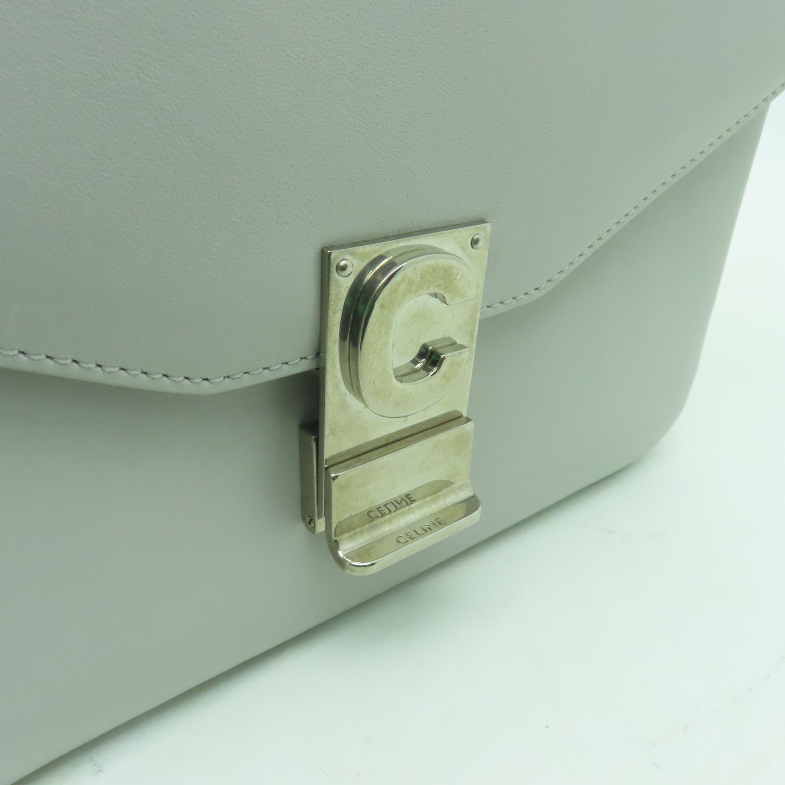 CELINE 牛皮皮革Medium C銀扣鏈帶肩背袋灰色