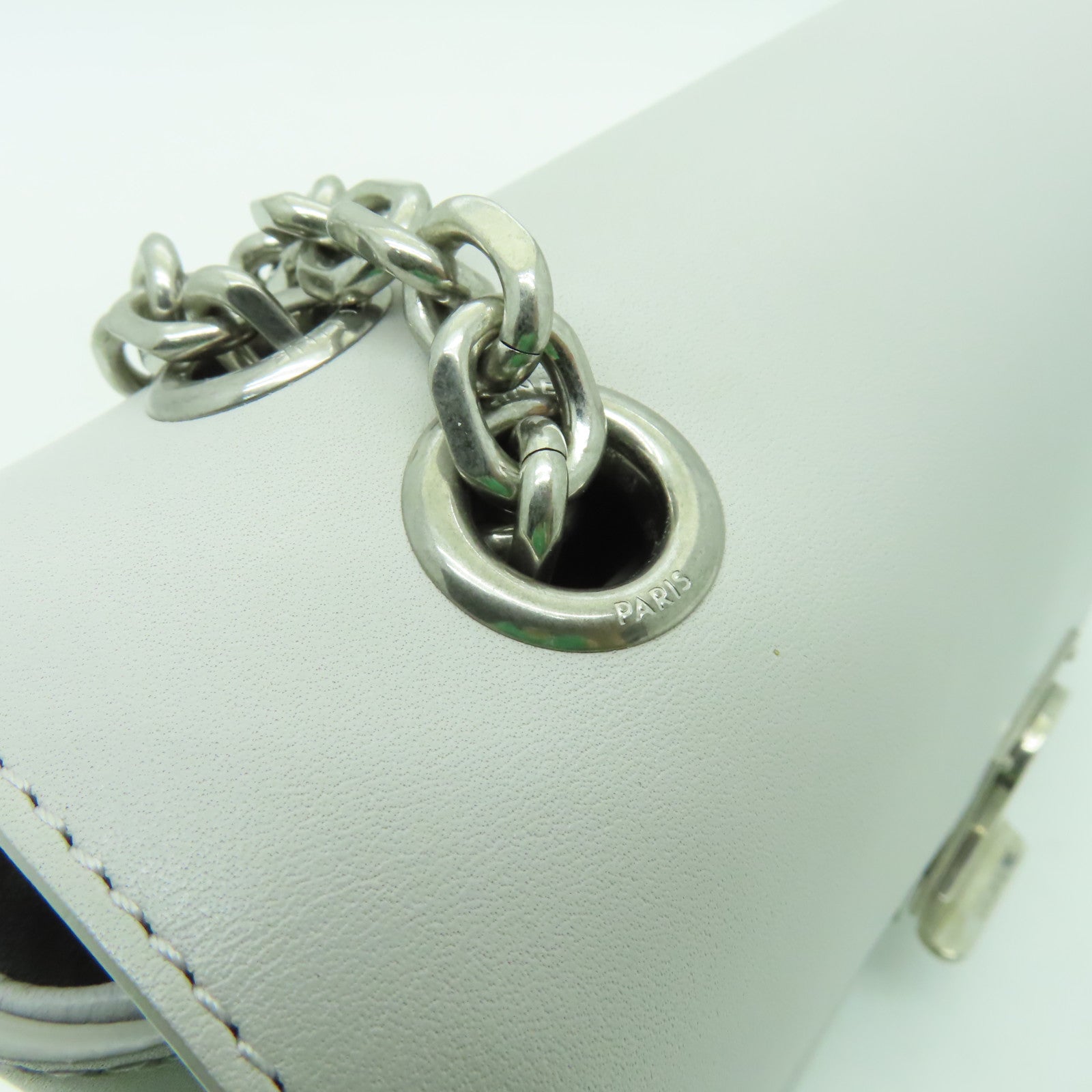 CELINE 牛皮皮革Medium C銀扣鏈帶肩背袋灰色