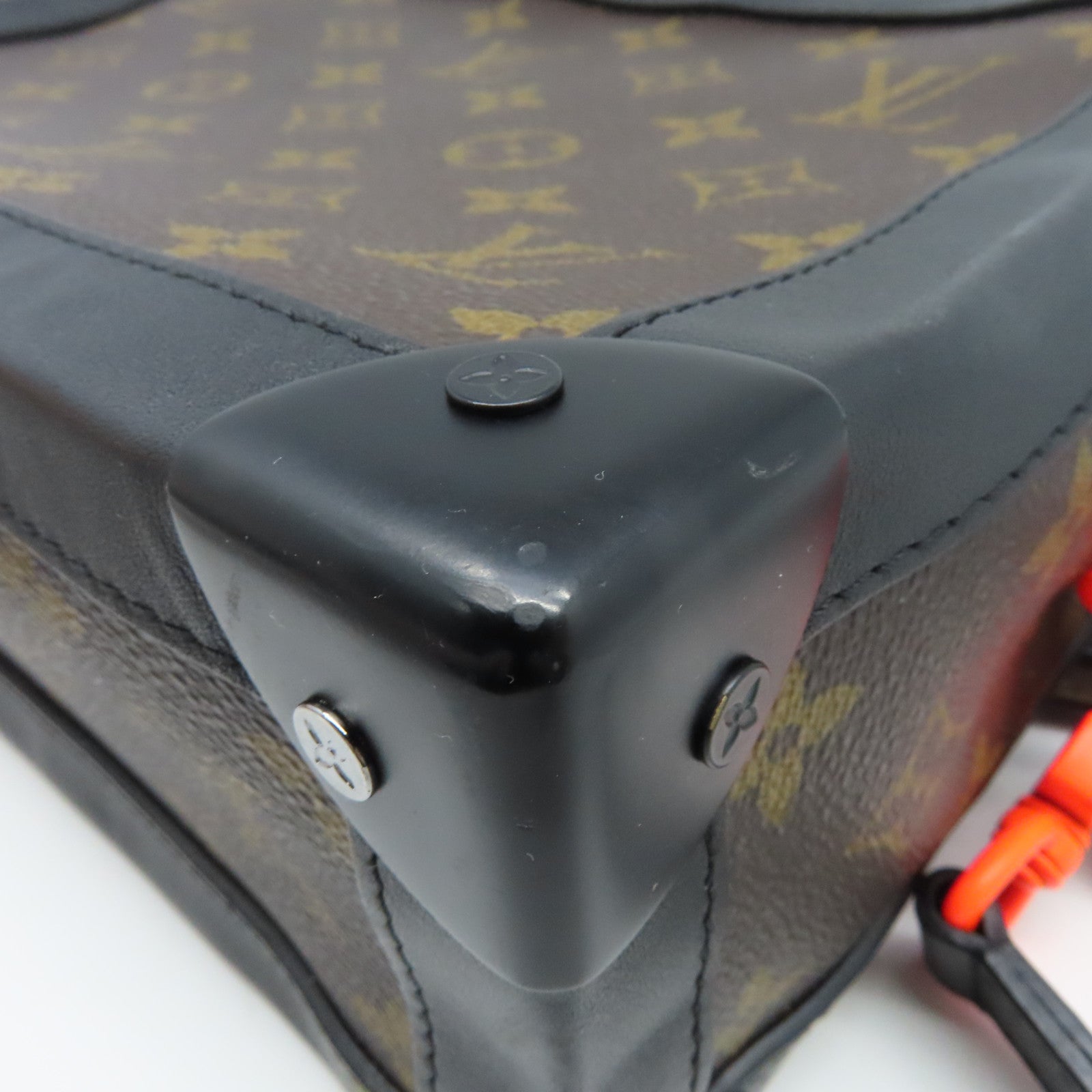 LOUIS VUITTON Monogram Soft Trunk Shoulder Bag肩背袋啡色