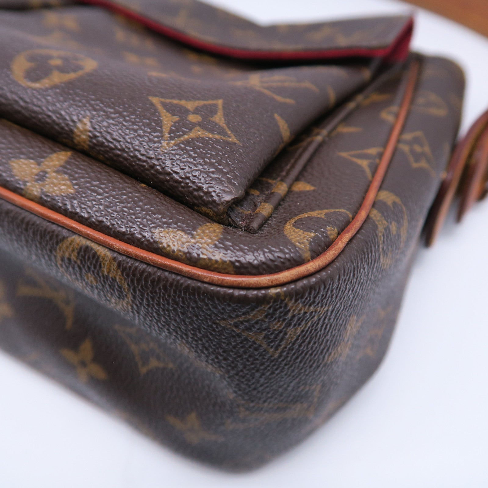 LOUIS VUITTON 塗層帆布Viva Cite GM金扣肩背袋啡色