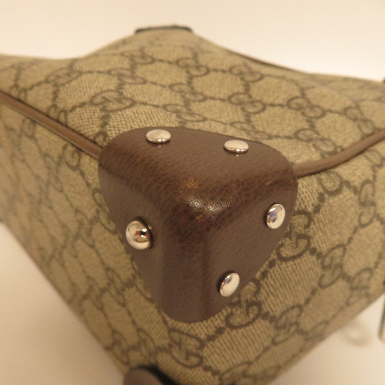 GUCCI 塗層帆布Shoulder Bag銀扣肩背袋啡色