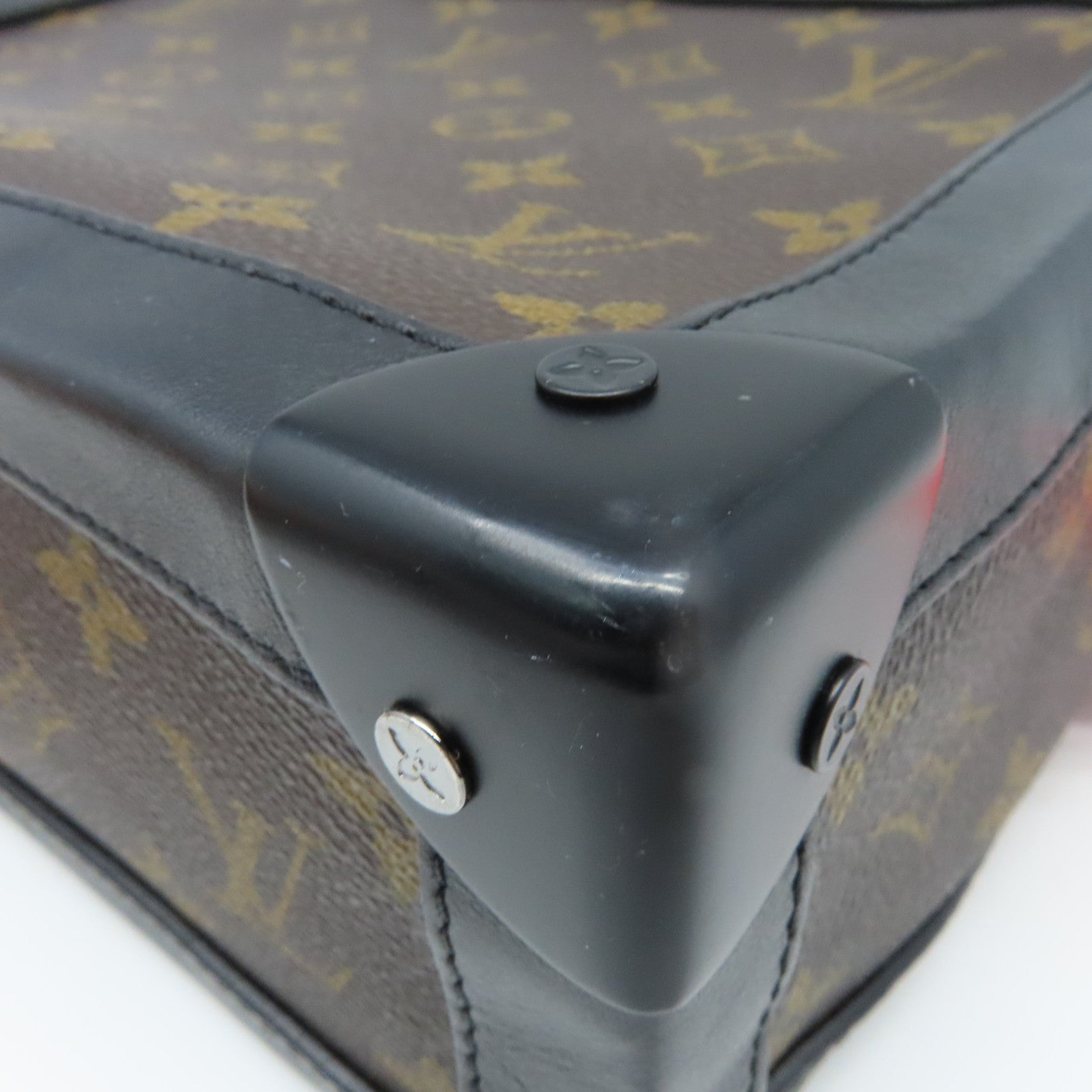LOUIS VUITTON Monogram Soft Trunk Shoulder Bag肩背袋啡色