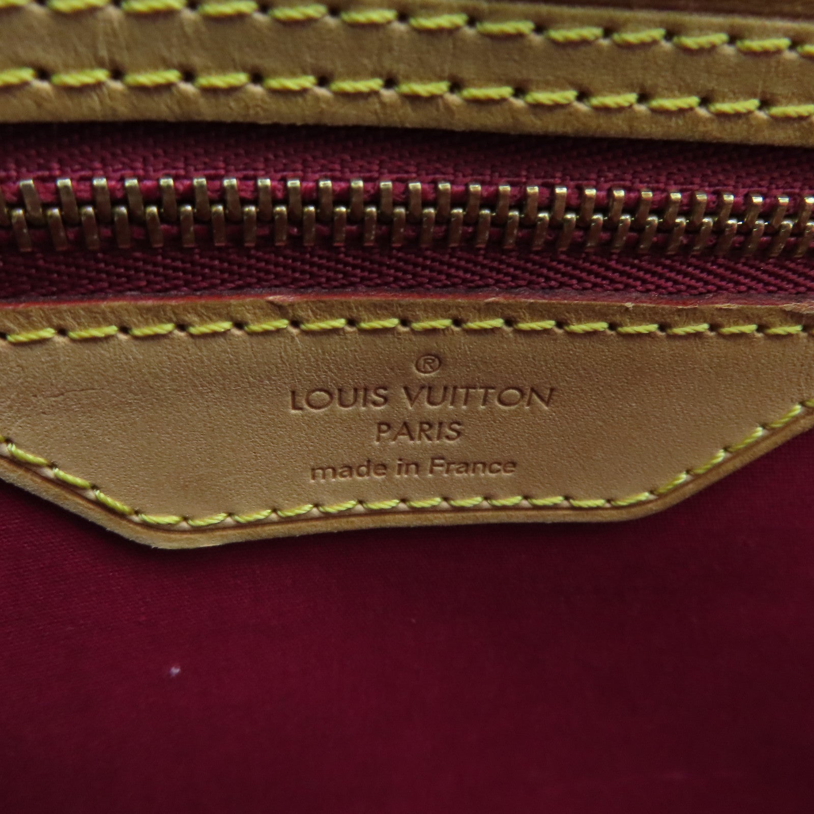 LOUIS VUITTON Vernis Brea MM金扣手挽肩背兩用袋紅色