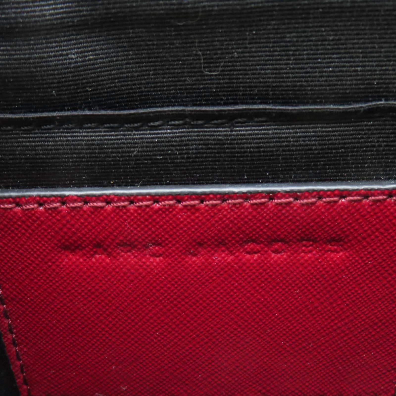 MARC JACOBS 牛皮皮革Carmera Bag金扣肩背袋紅色