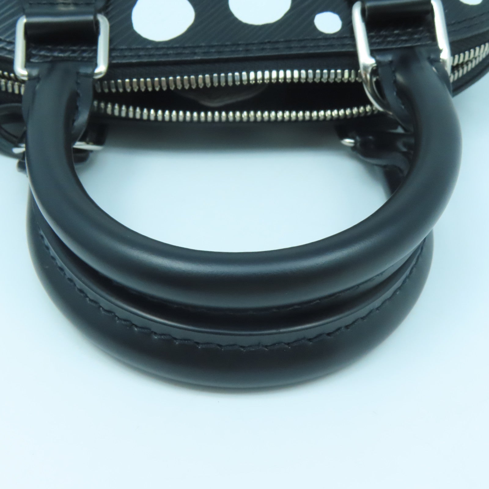 LOUIS VUITTON Epi LV x YK Alma BB银扣手挽肩背两用袋黑色