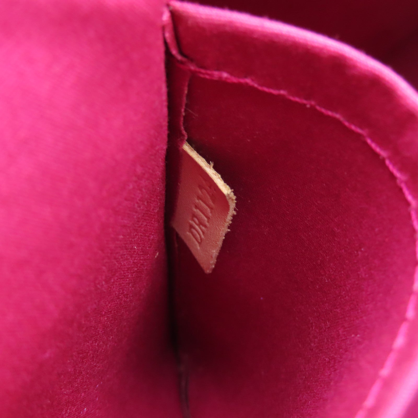 LOUIS VUITTON Vernis Brea MM金扣手挽肩背兩用袋紅色