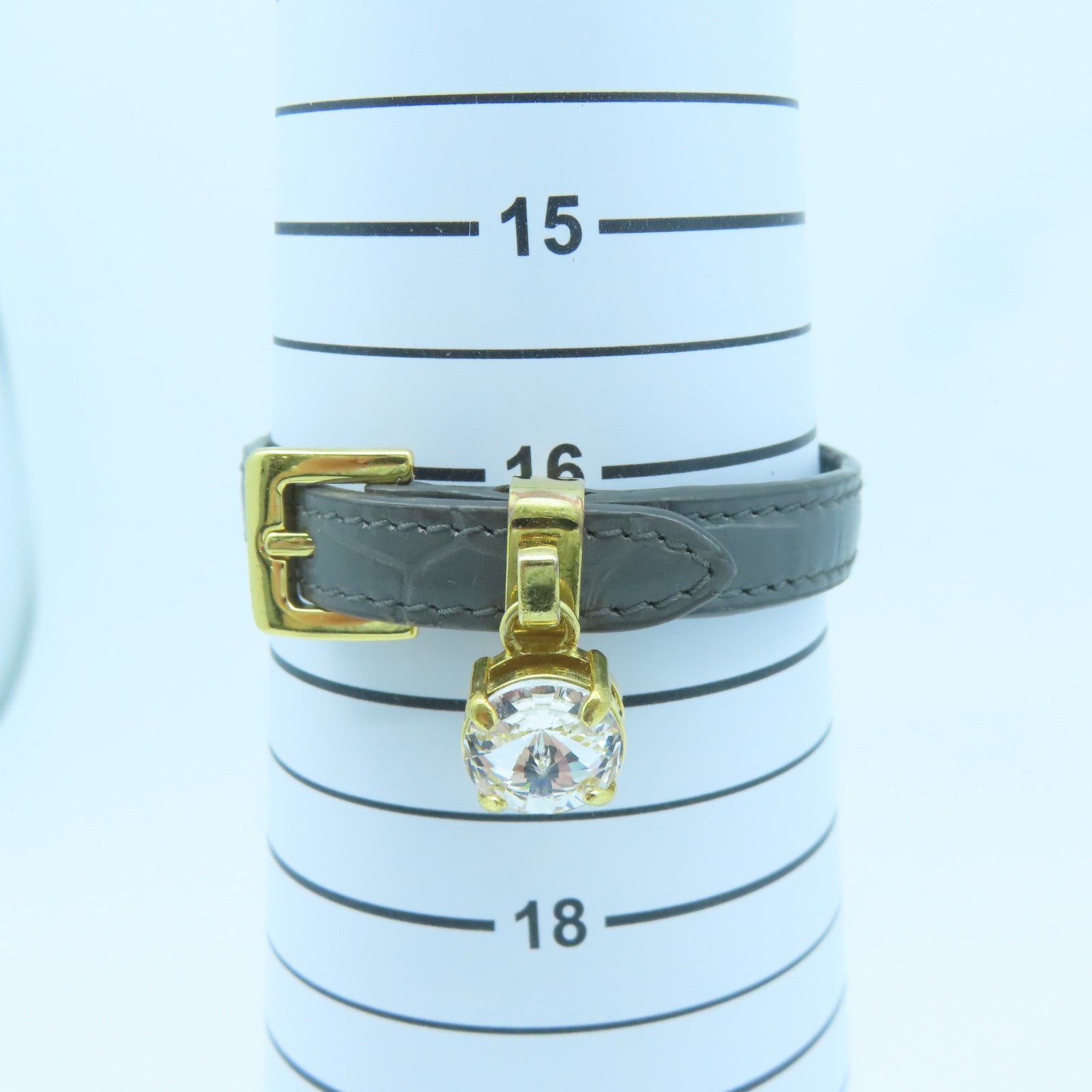 Miu Miu 牛皮皮革/金属Bracelet金扣手镯灰色