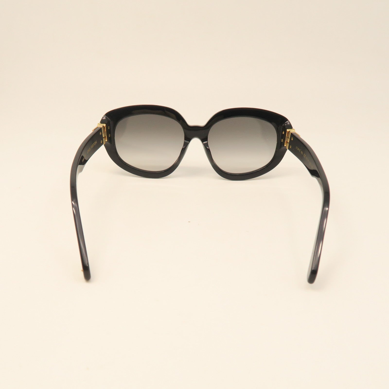 LOUIS VUITTON PVC Sunglass Gold Buckle Sunglasses Black
