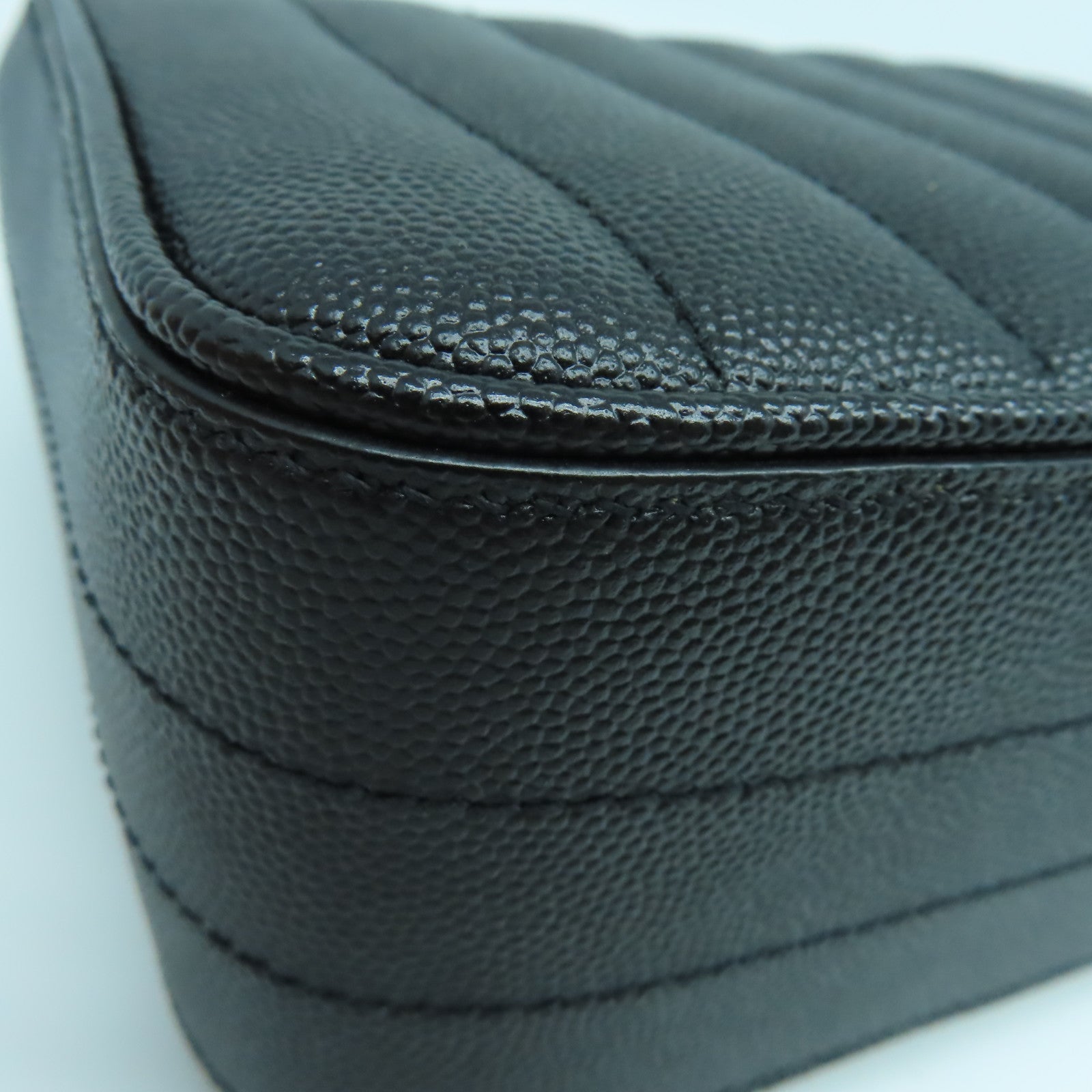 SAINT LAURENT 【激減優惠】牛皮皮革Vicky銀扣肩背袋黑色