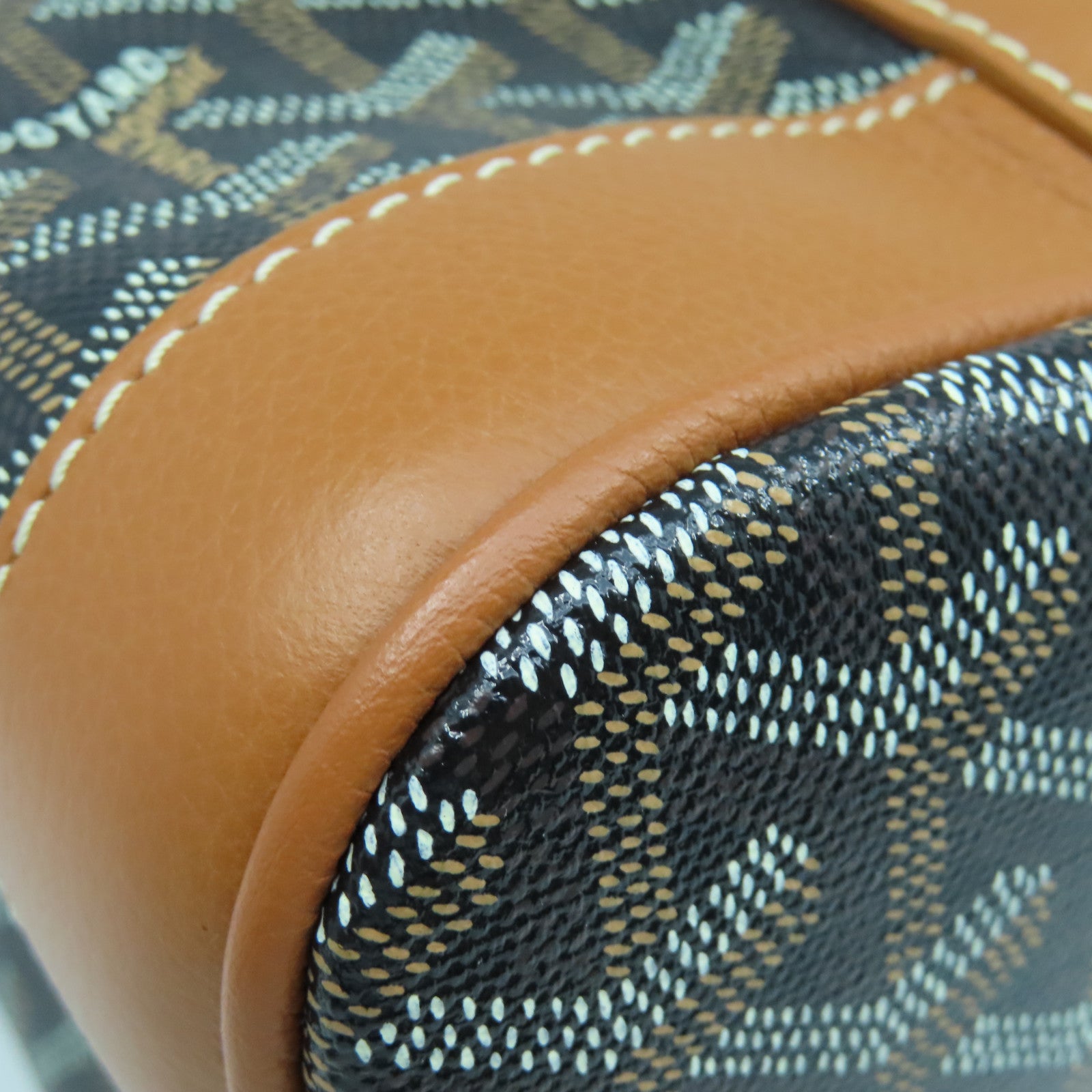 GOYARD 塗層帆布/牛皮皮革Petit Flot Bucket Bag銀扣肩背袋黑色/棕色