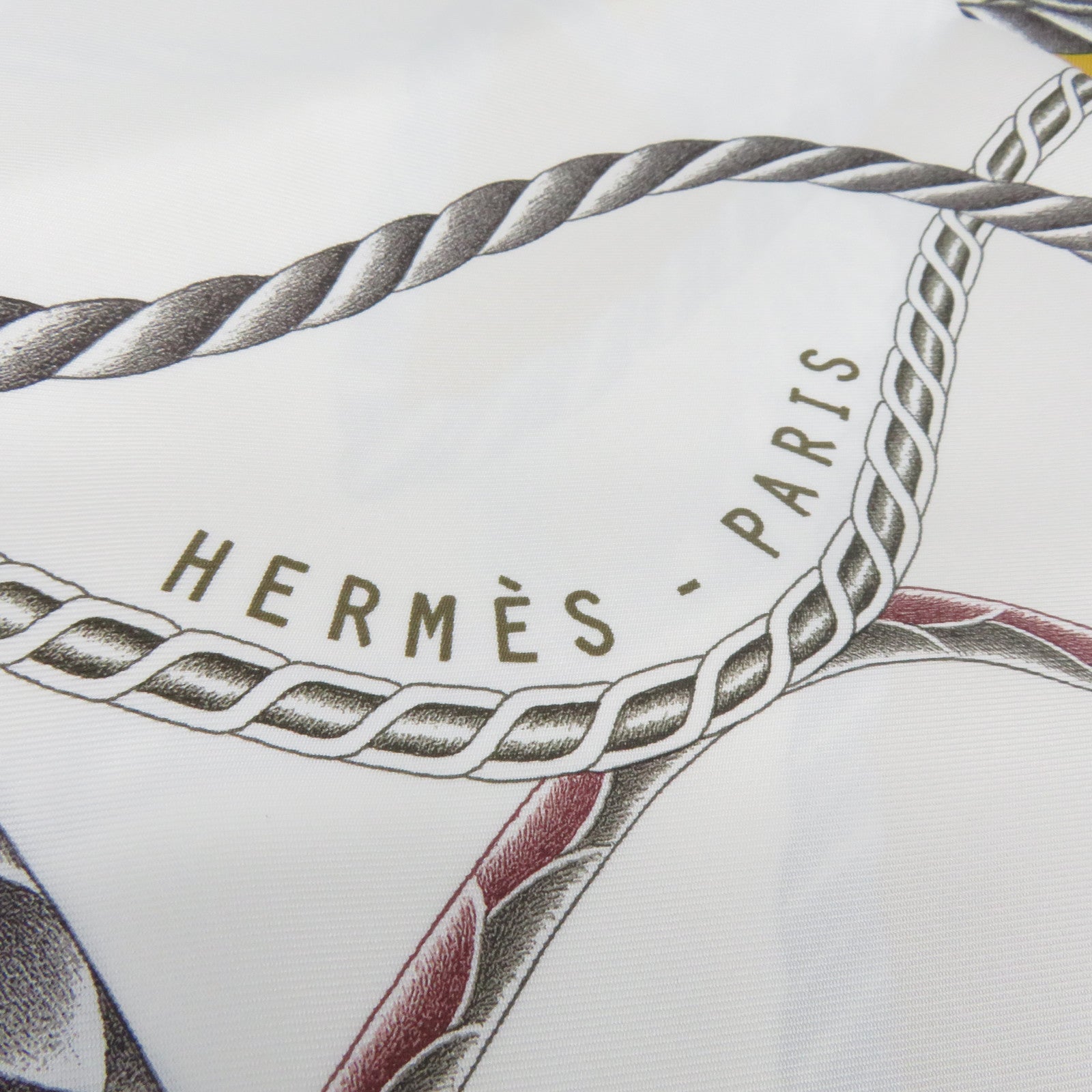 HERMES 【激減優惠】絲質Scarf絲巾白色