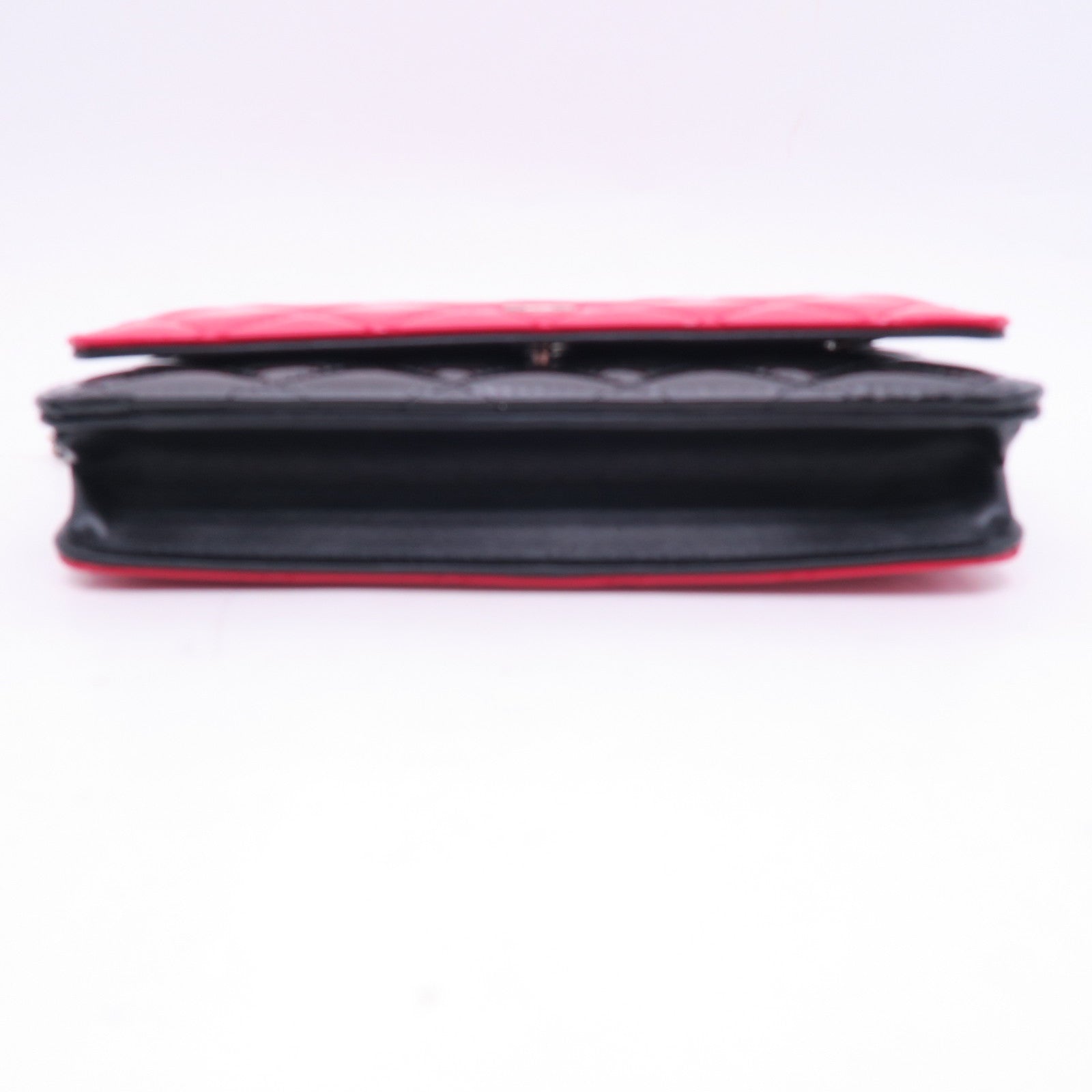 CHANEL 菱格漆皮皮革WOC Wallet On Chain銀扣鏈帶肩背袋紅色/黑色